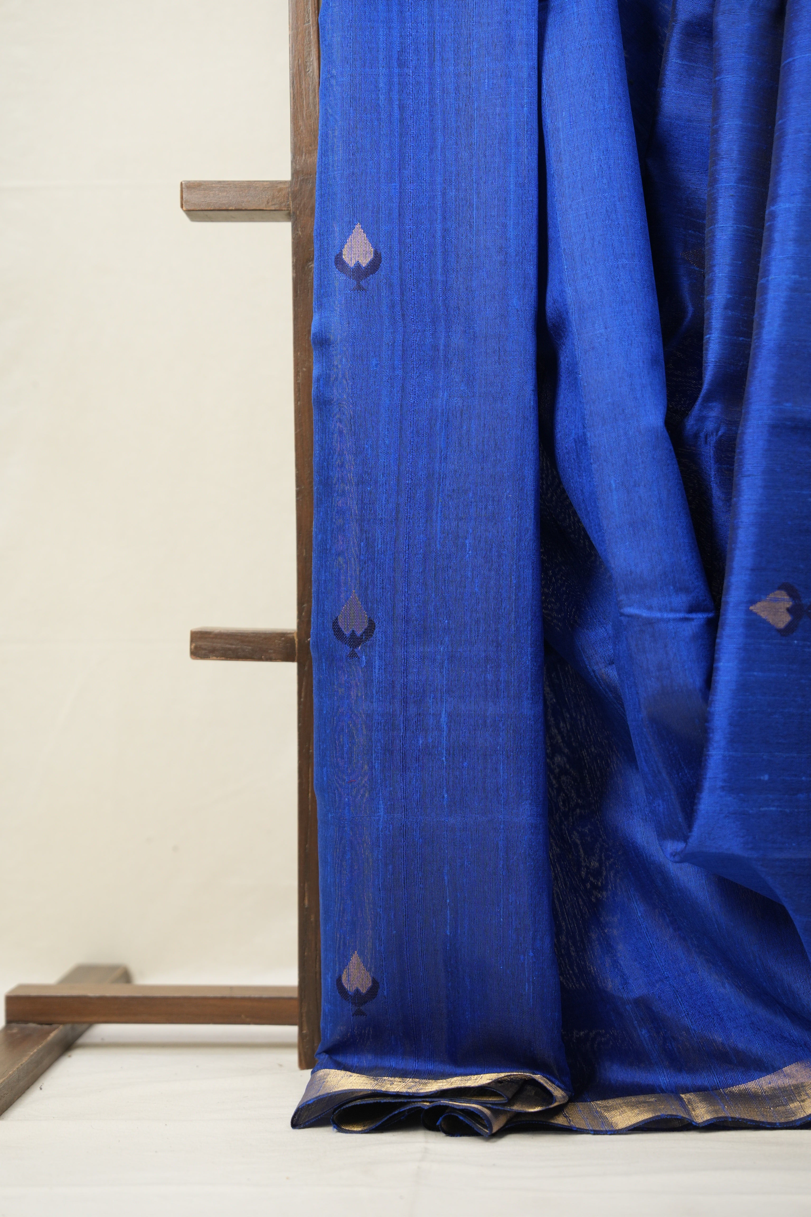Blue Raw Silk Saree - SRBRSS940
