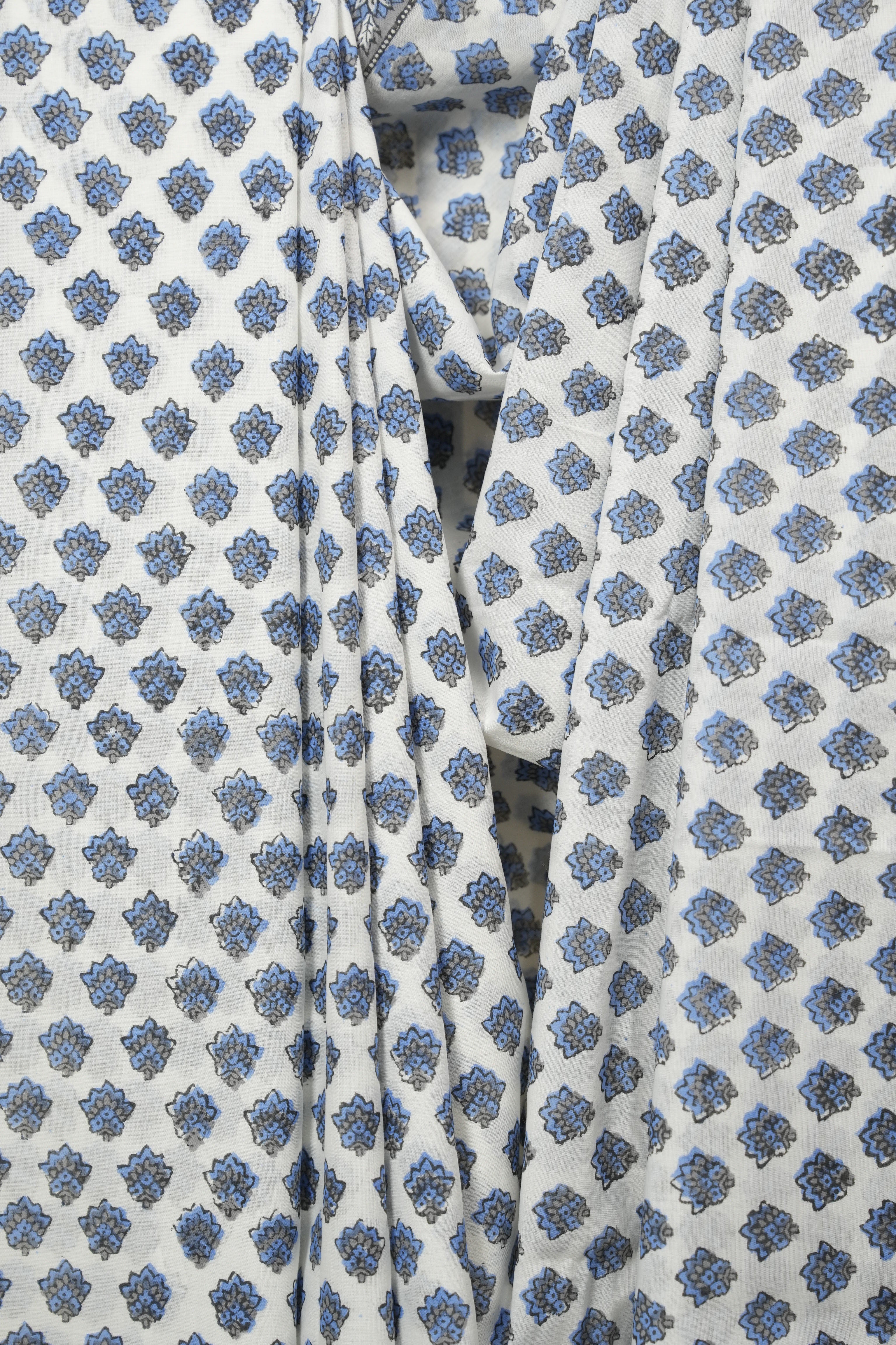 White HBP Cotton Saree - SRWCS3411