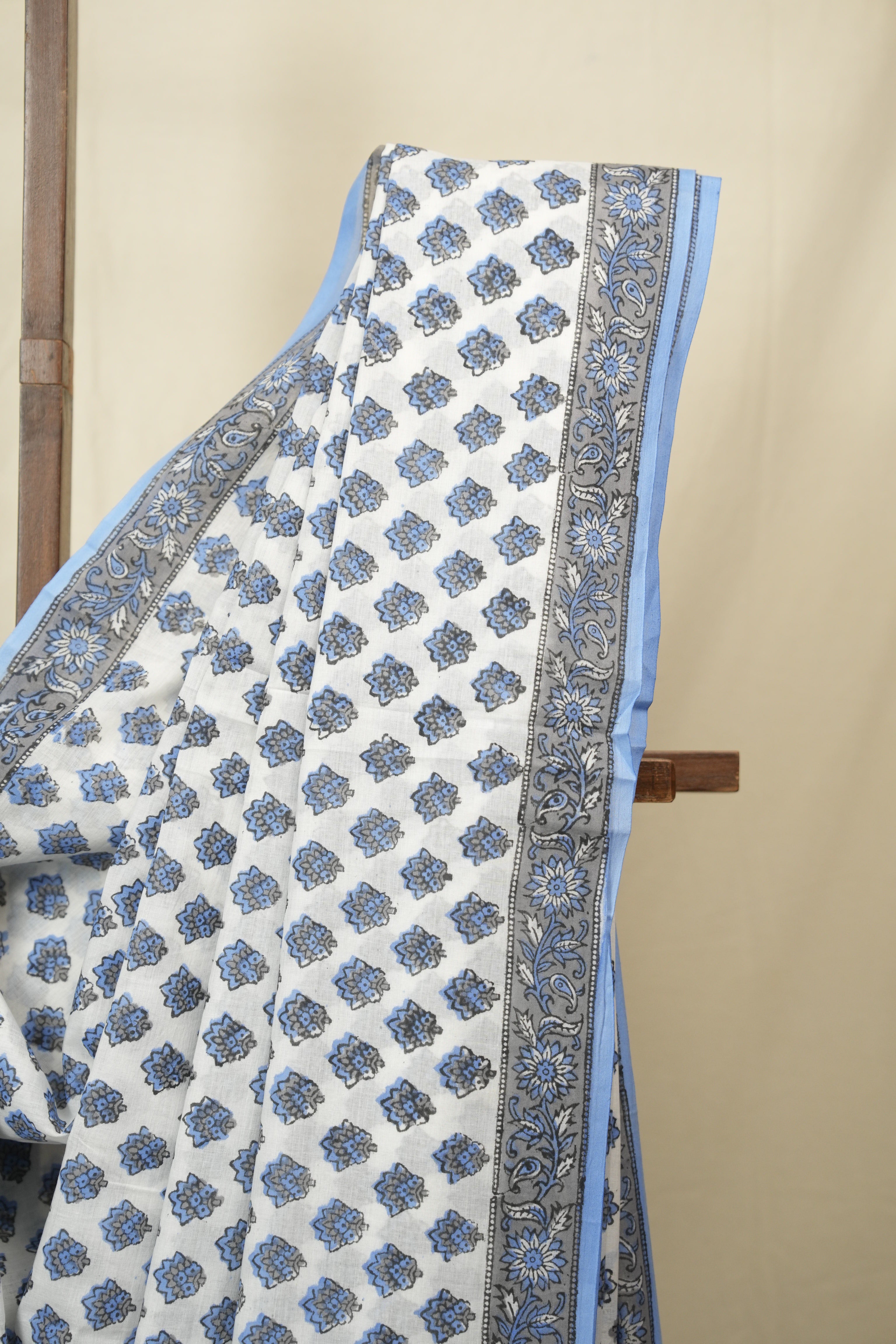 White HBP Cotton Saree - SRWCS3411