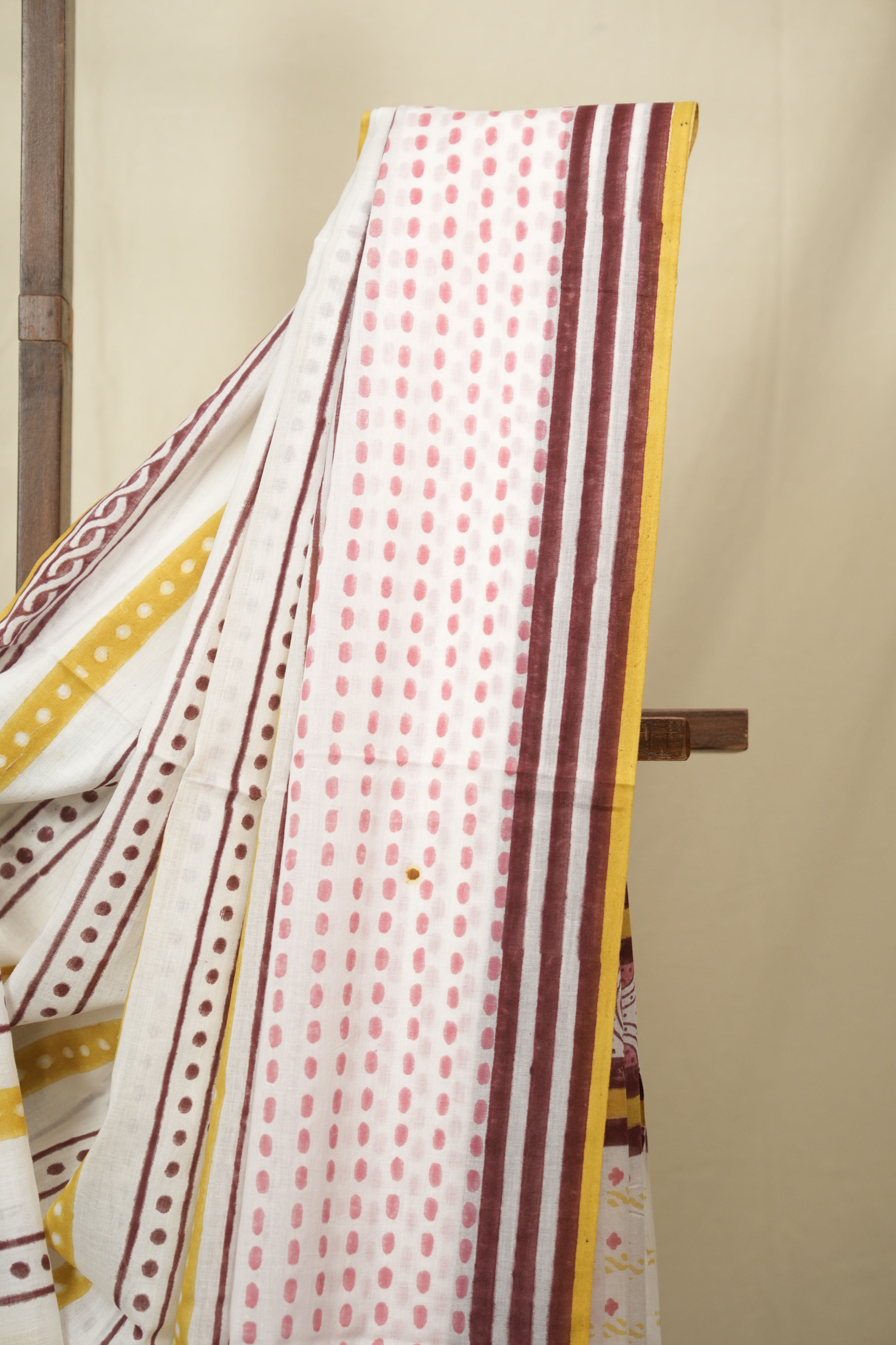 White HBP Cotton Saree - SRWCS3412