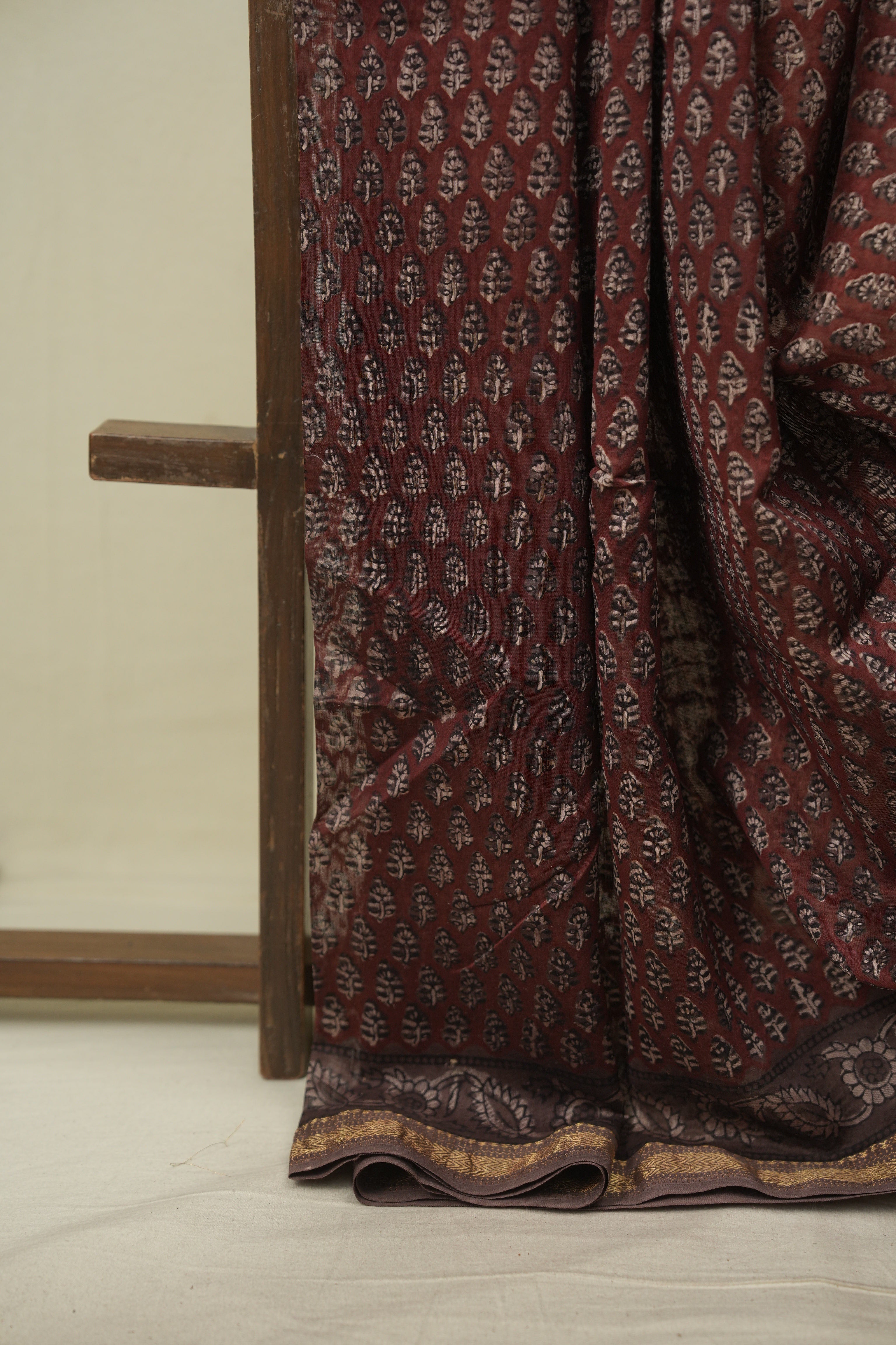 Maroon HBP Cotton Silk Saree With Chanderi Border - SRMCSS1808