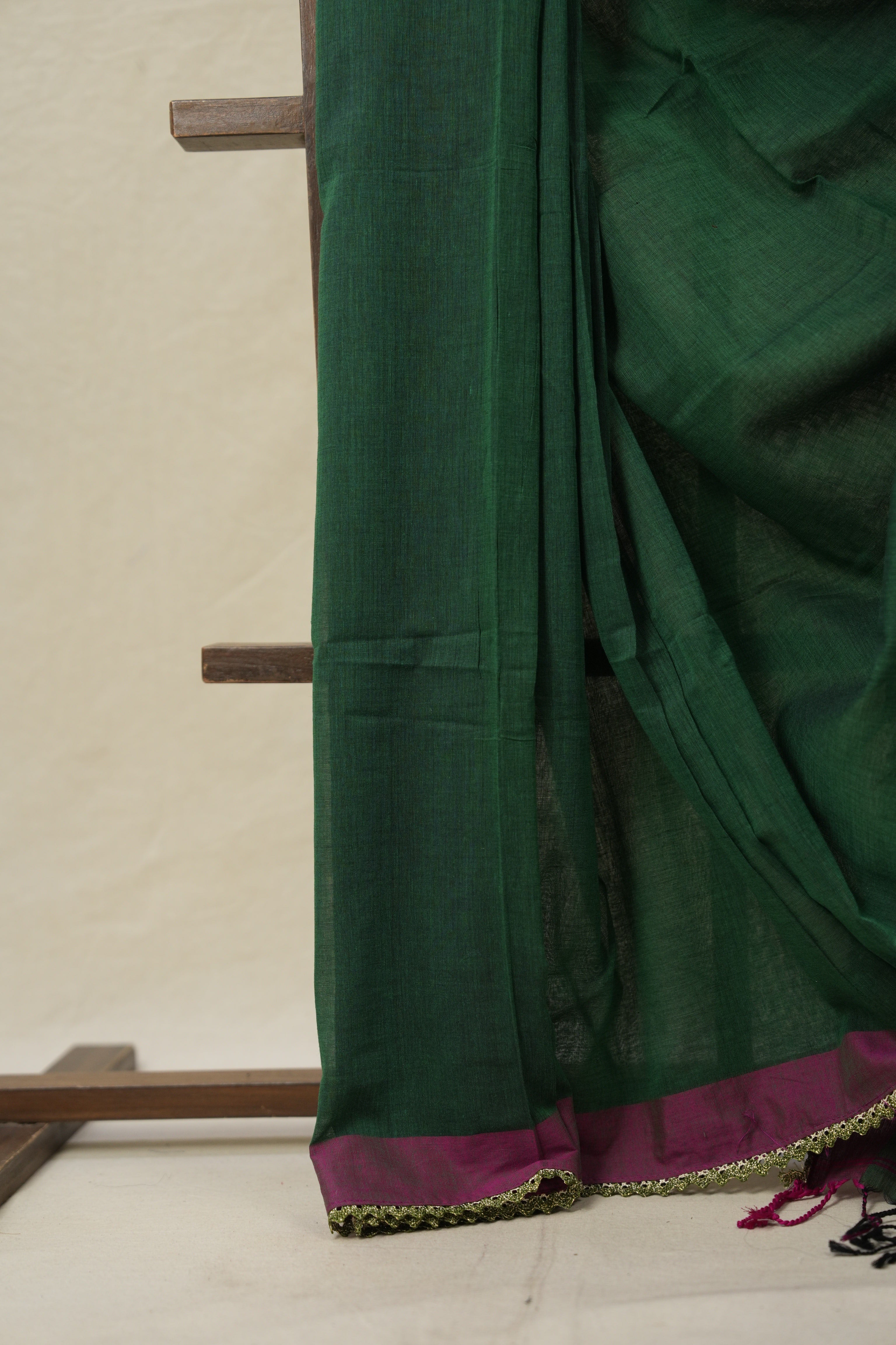 Green Bengal Cotton Saree With Lace - SRGBCSWL06