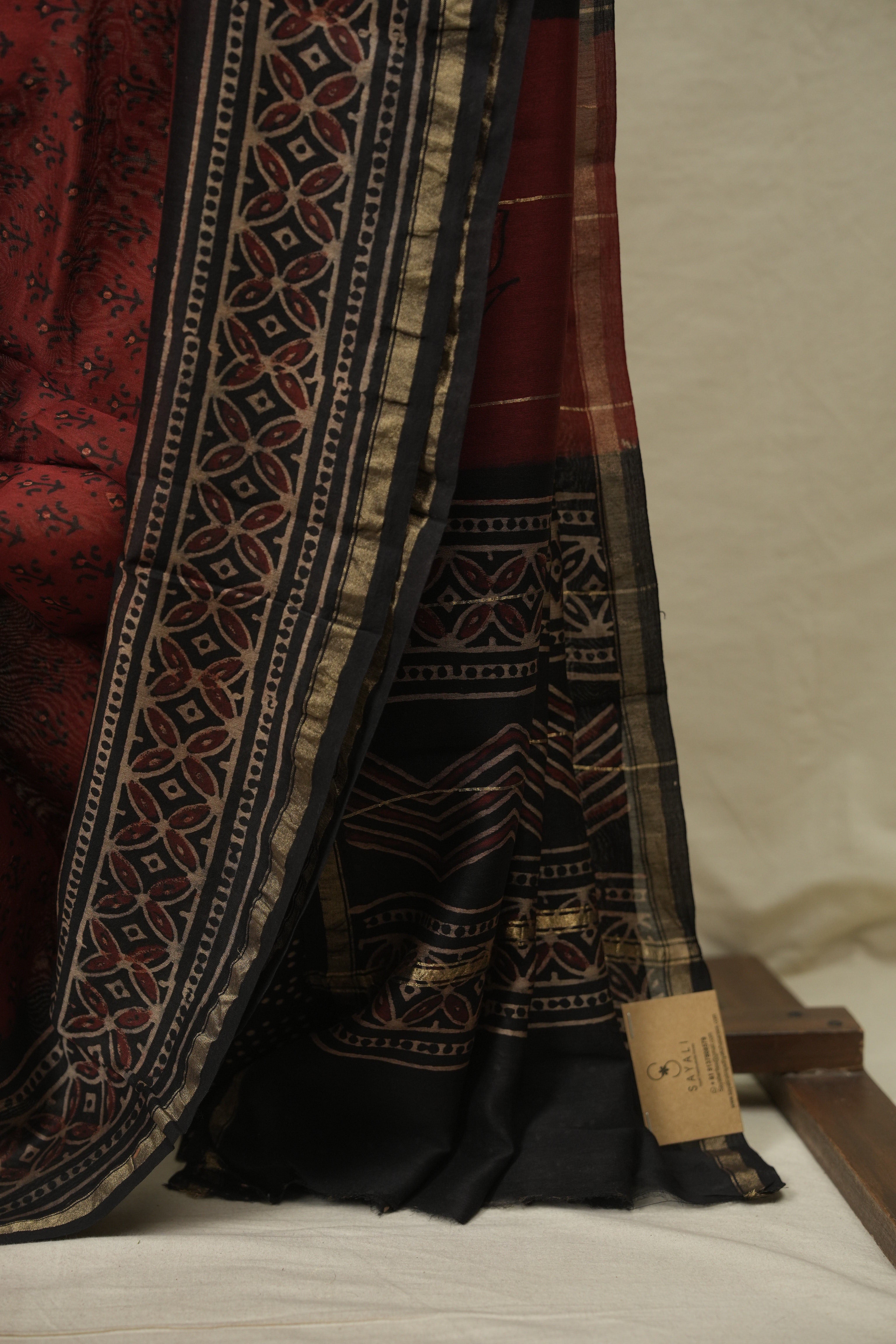 Maroon HBP Cotton Silk Saree With Chanderi Border - SRMCSS1779