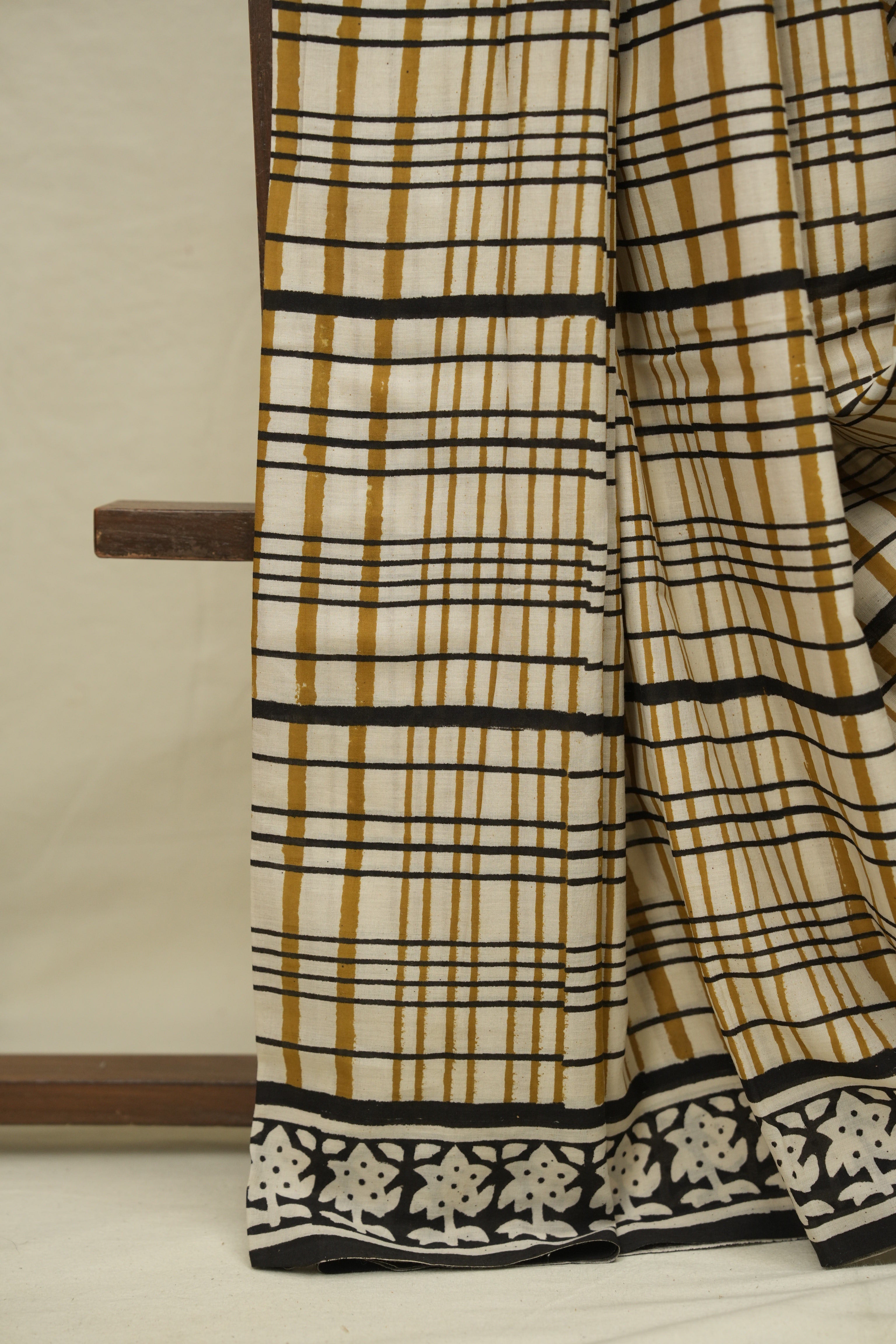 Cream HBP Cotton Saree - SRCCS3414