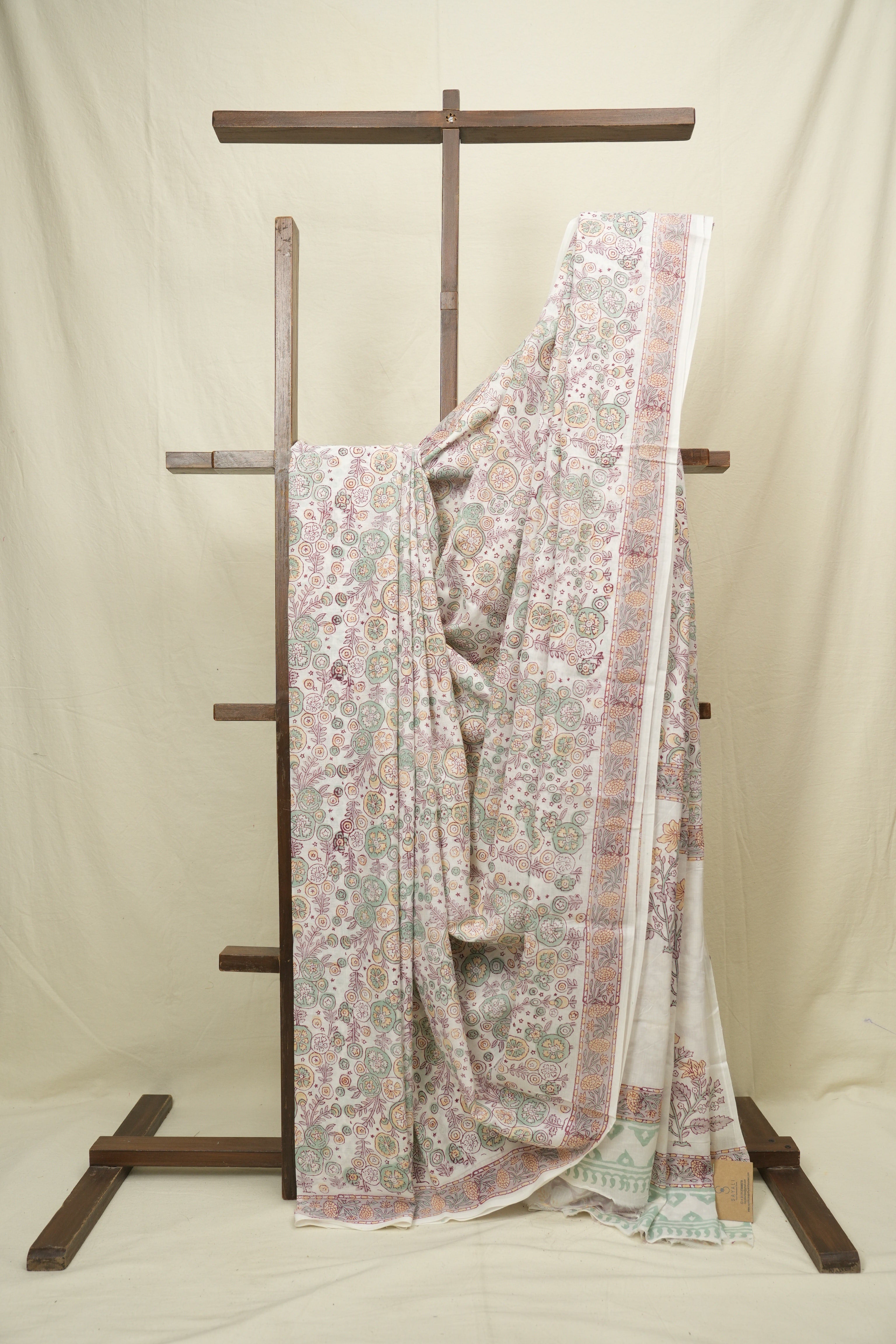 White HBP Cotton Saree - SRWCS3416