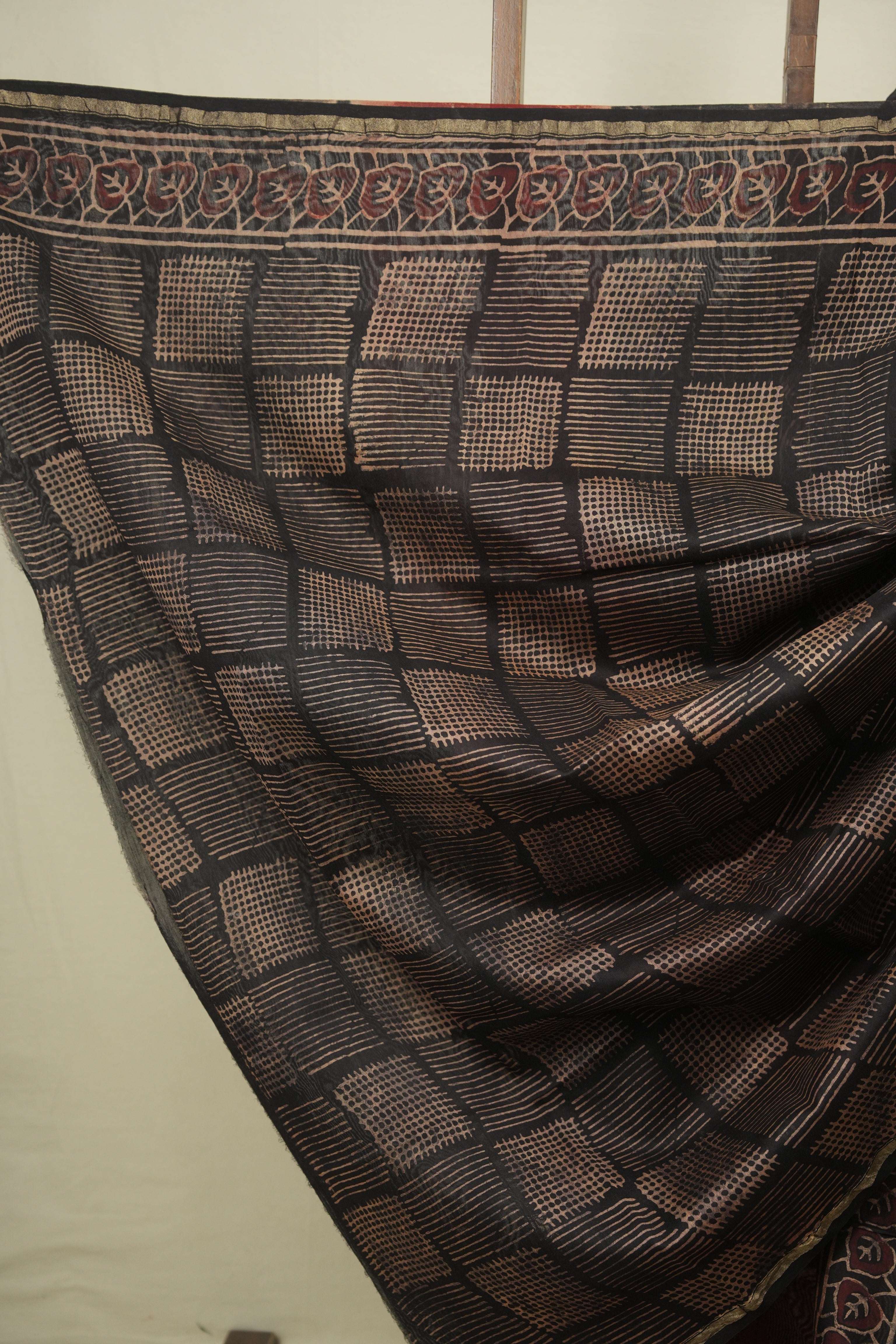 Maroon HBP Cotton Silk Saree With Chanderi Border - SRMCSS1783