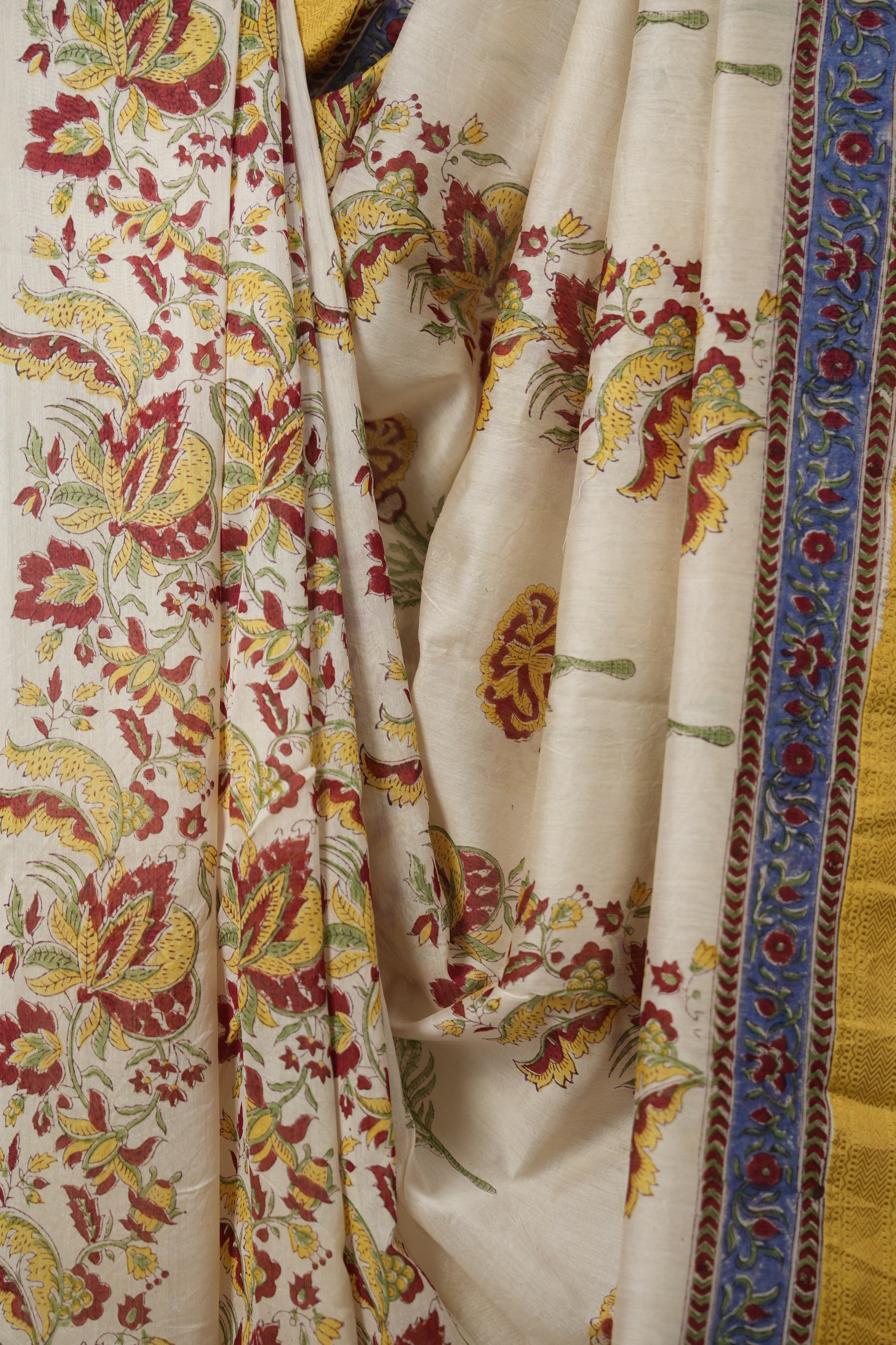 Cream HBP Cotton Silk Saree With Maheshwari Border (DEFECT) - SRCCSS80-PI