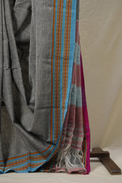 Grey Plain Cotton Patteda Anchu Saree With Gomi Border - SRGPAS302