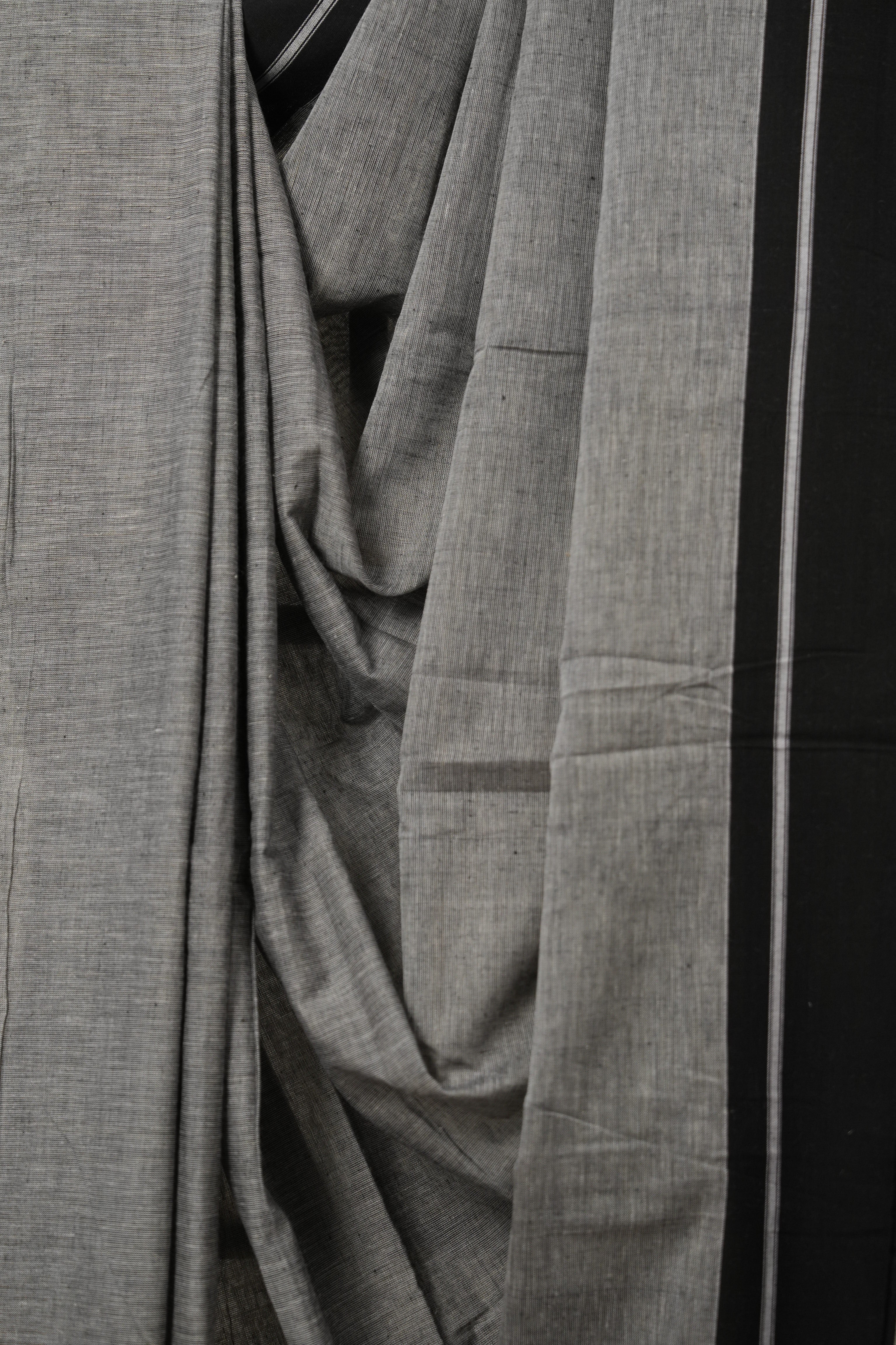 Grey Plain Cotton Patteda Anchu Saree - SRGPAS337