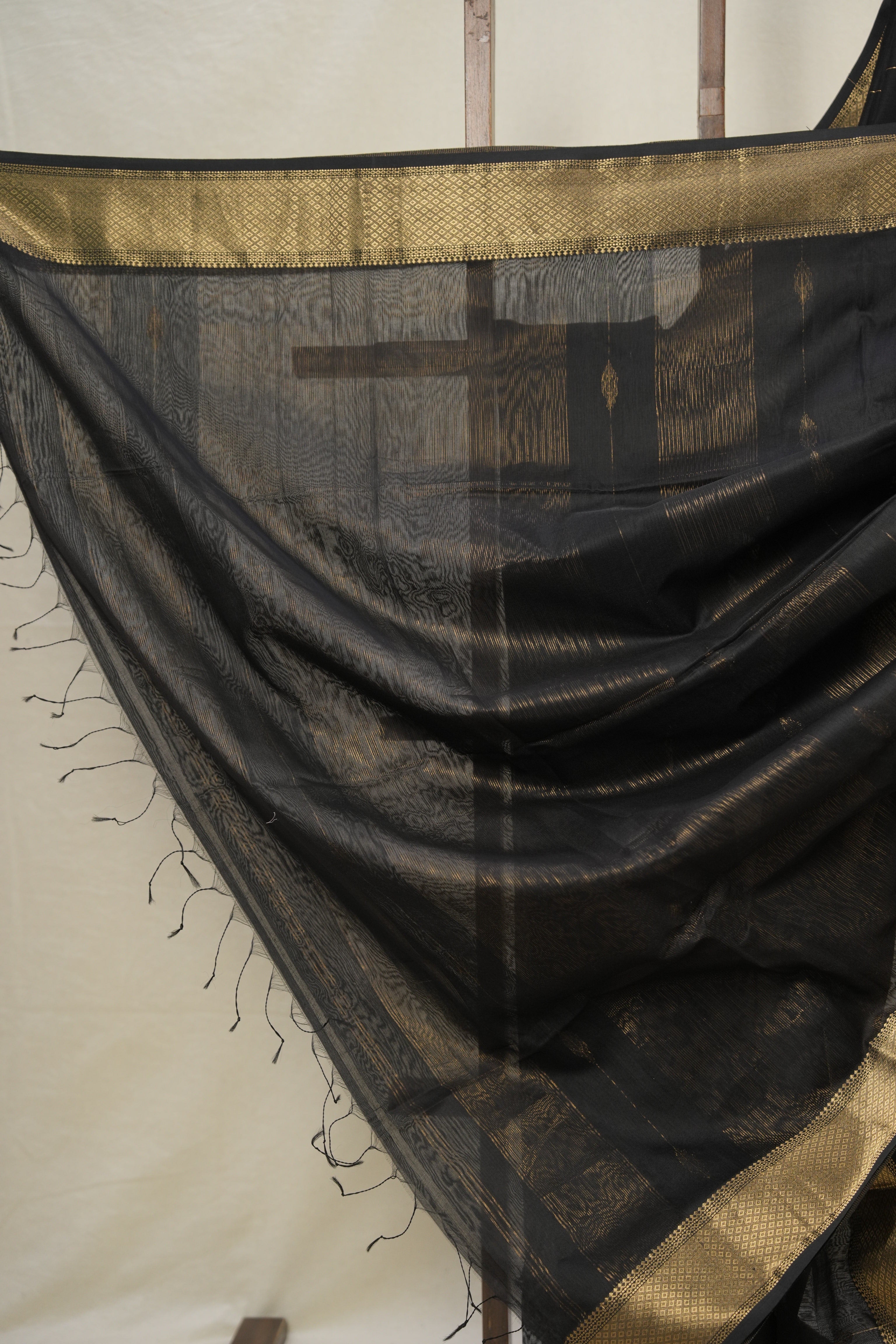 Black Maheshwari Saree - SRBMS910