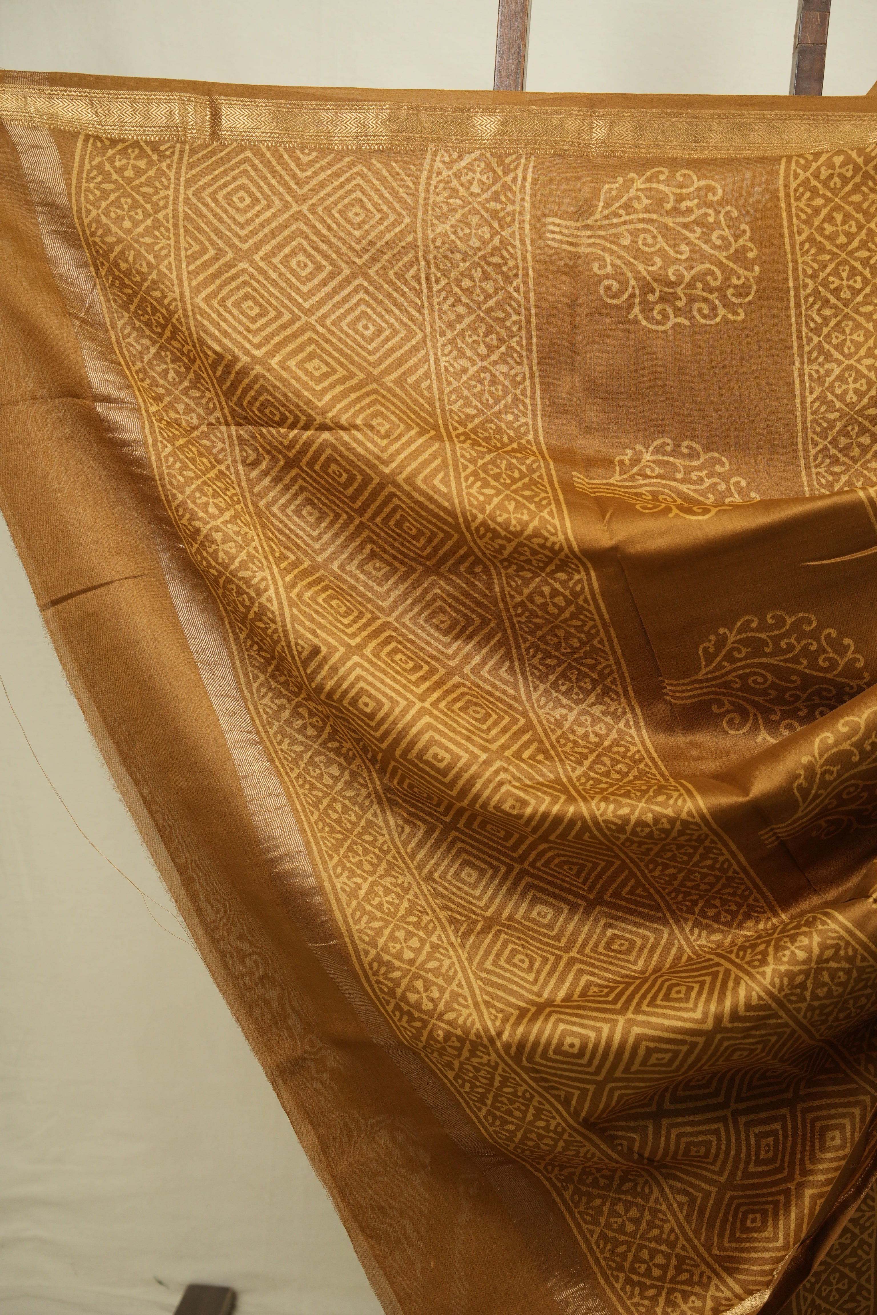 Mustard HBP Cotton Silk Saree With Maheshwari Border - SRMCSS1811