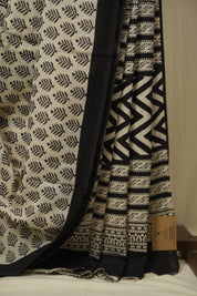 Off White HBP Cotton Saree - SROWCS3457