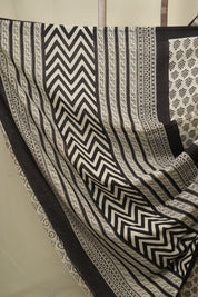 Off White HBP Cotton Saree - SROWCS3457