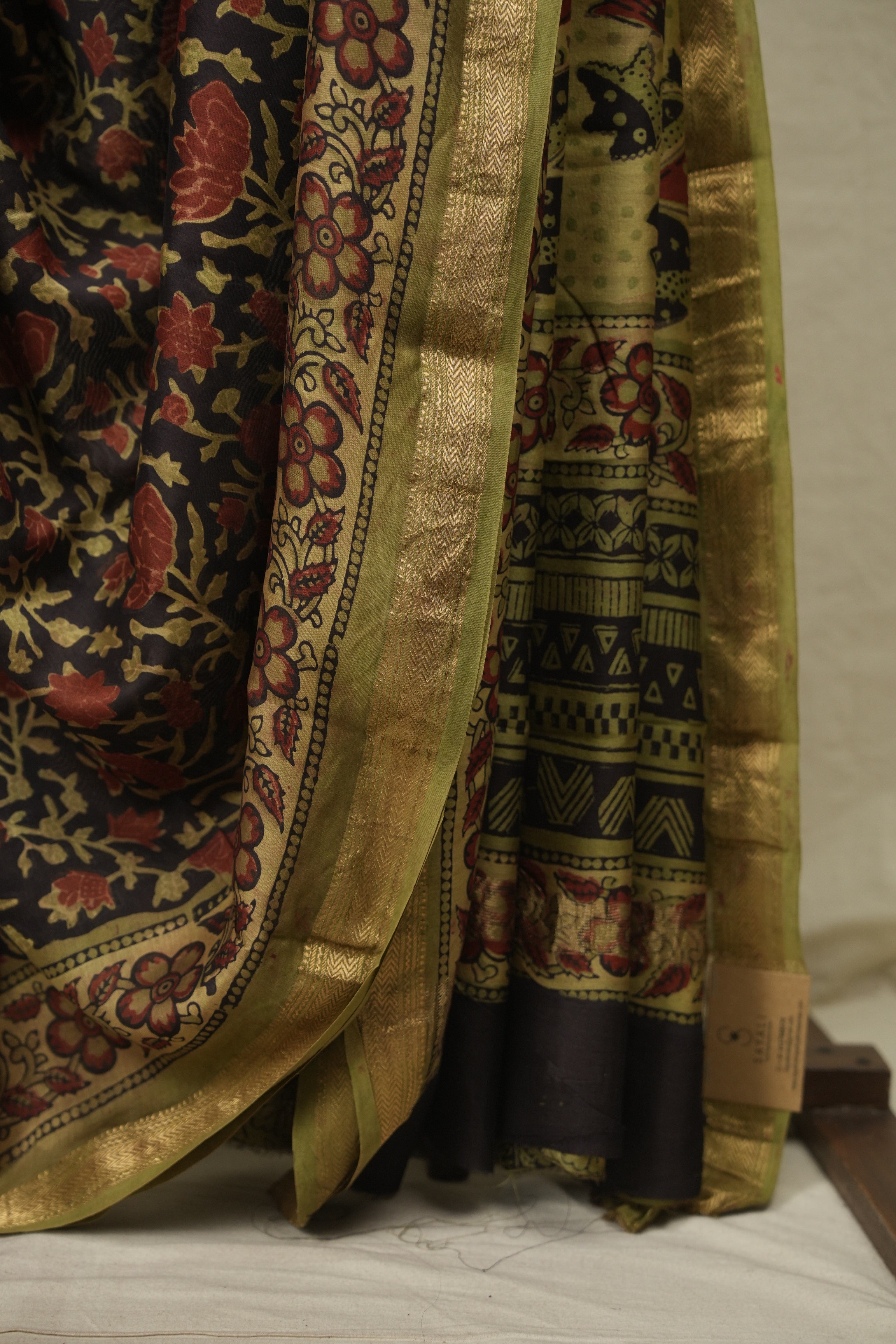 Black HBP Cotton Silk Saree With Maheshwari Border - SRBCSS1808