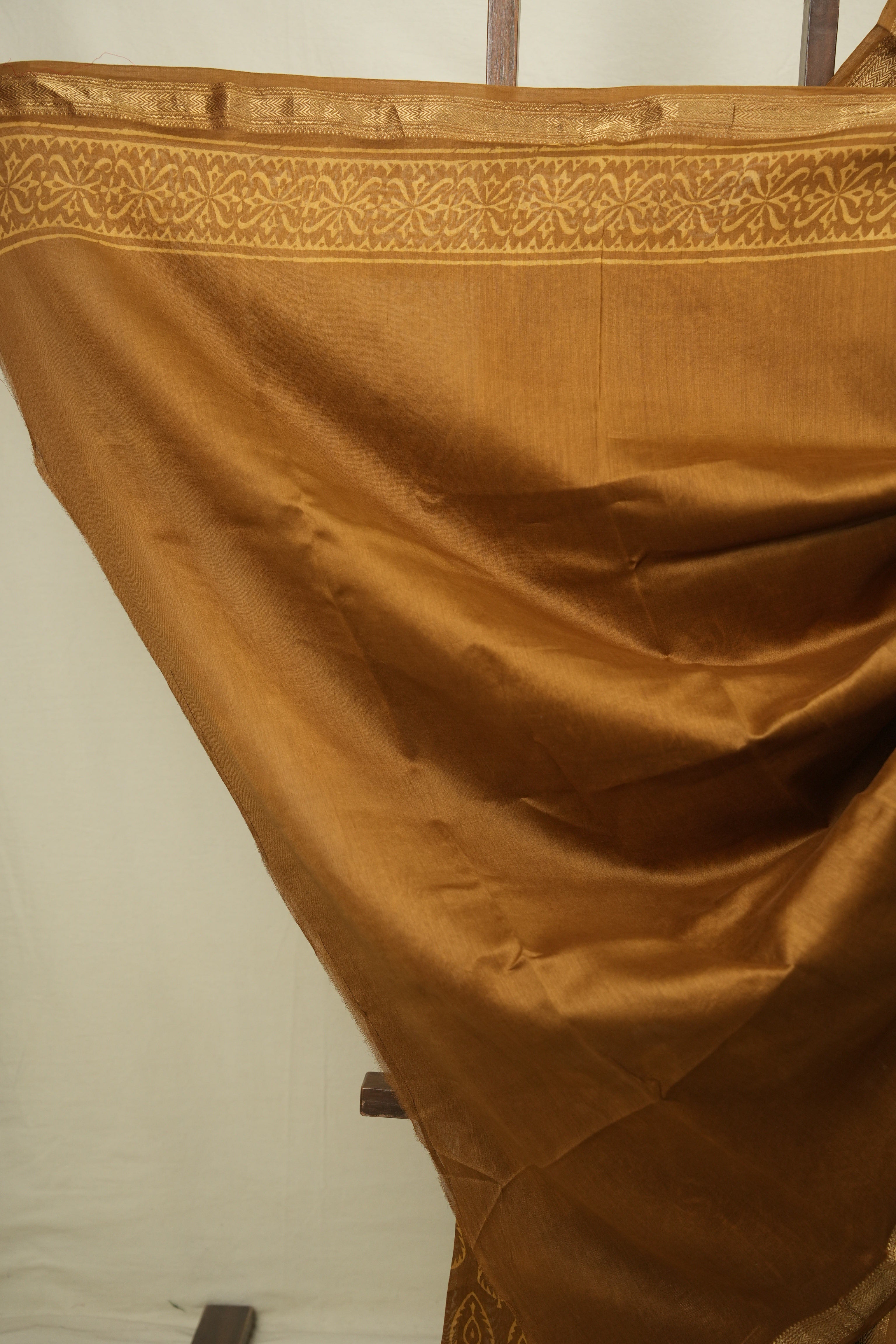 Mustard HBP Cotton Silk Saree With Maheshwari Border - SRMCSS1804