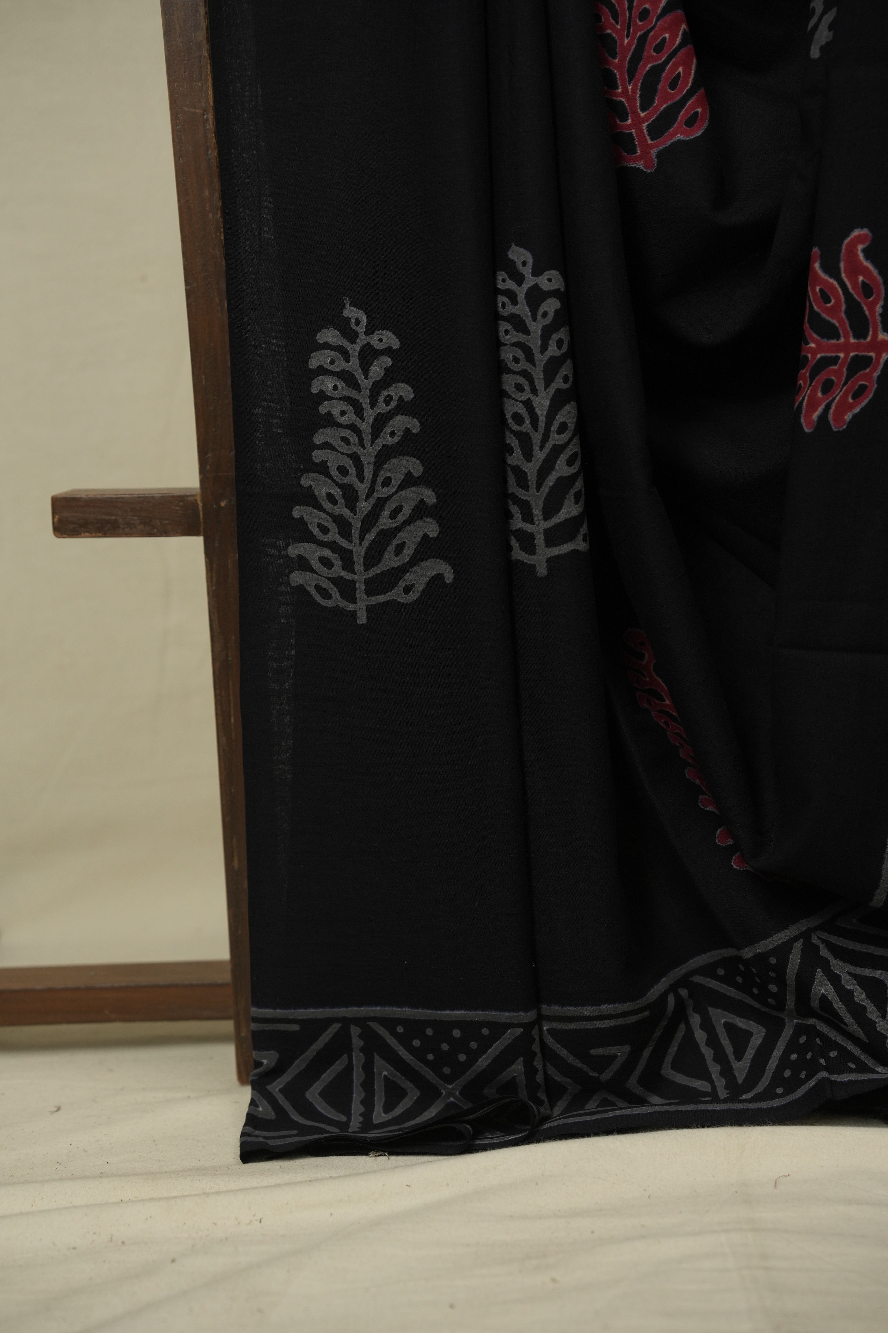 Black HBP Cotton Saree - SRBCS3443