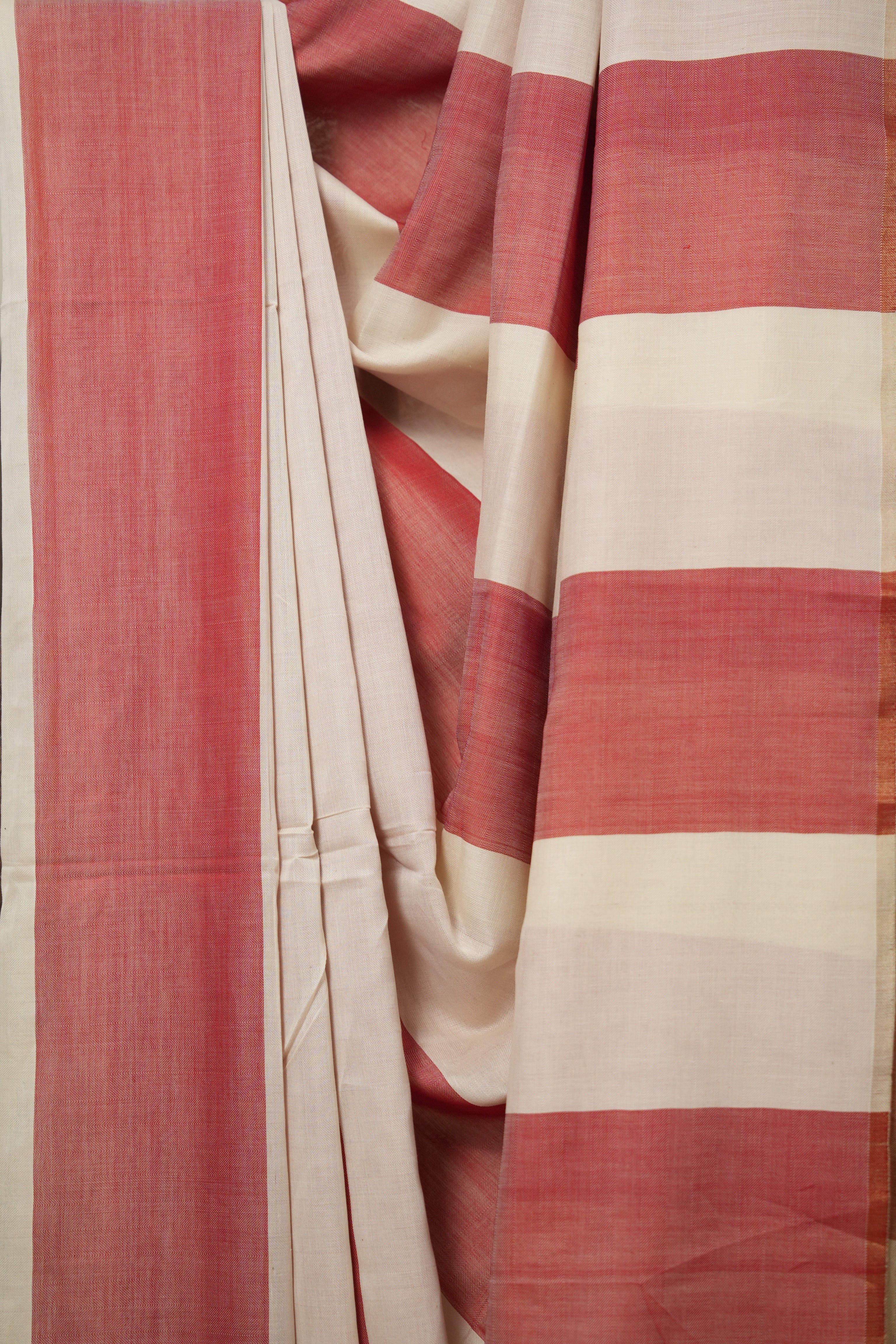 Off White-Red Maheshwari Saree - SROWRMS923