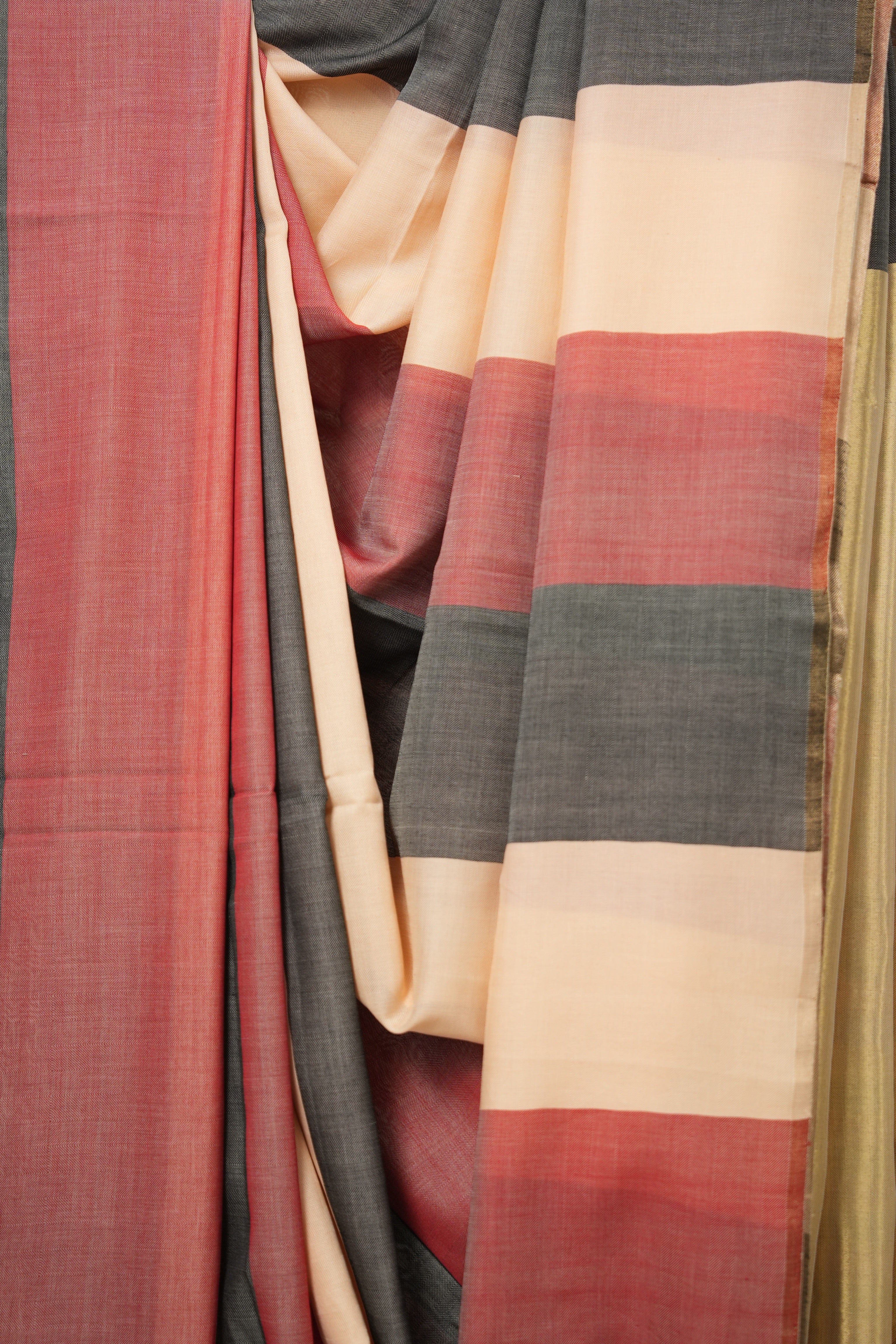 Multicolor Maheshwari Saree - SRMMS924