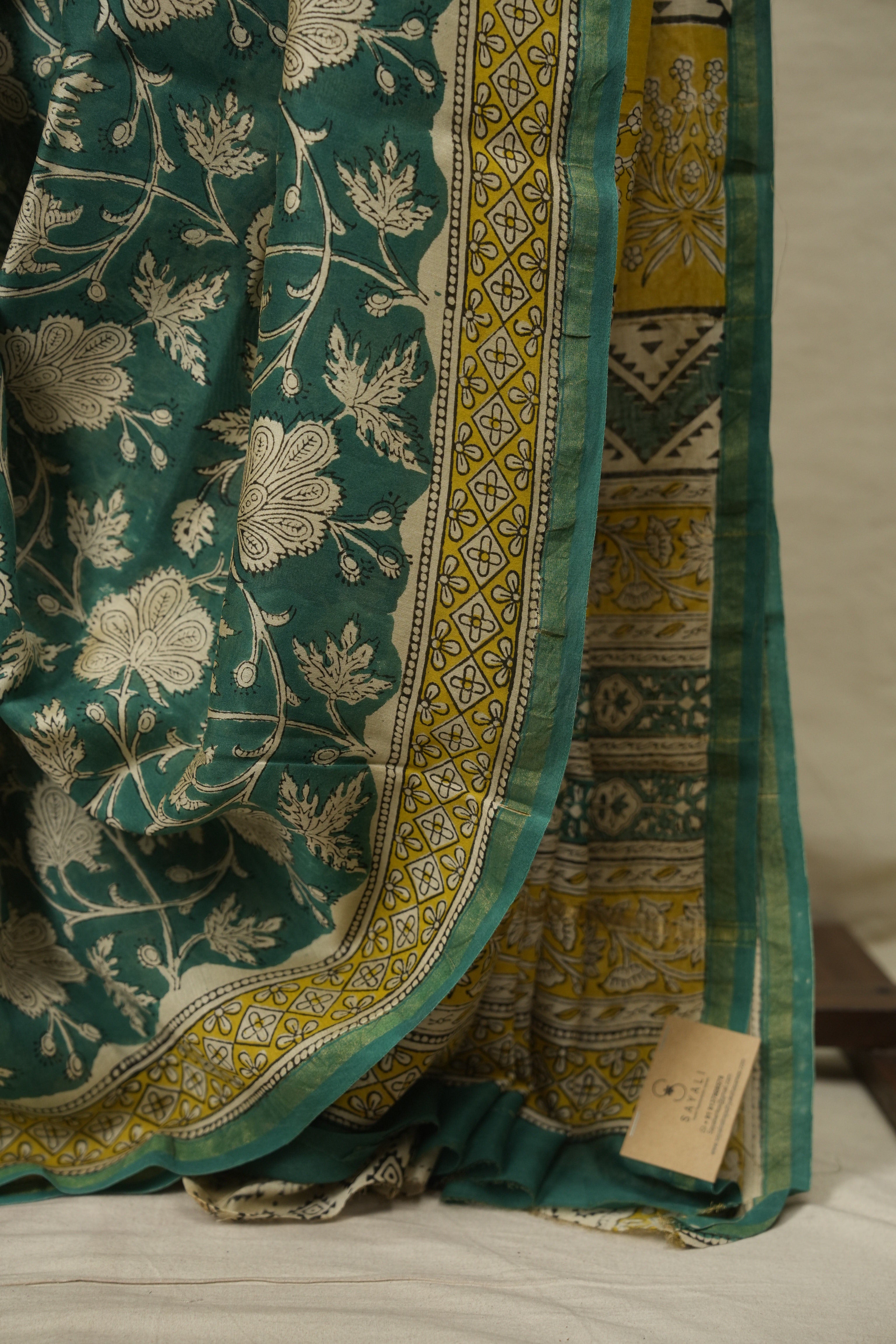 Green HBP Cotton Silk Saree With Chanderi Border - SRGCSS1771