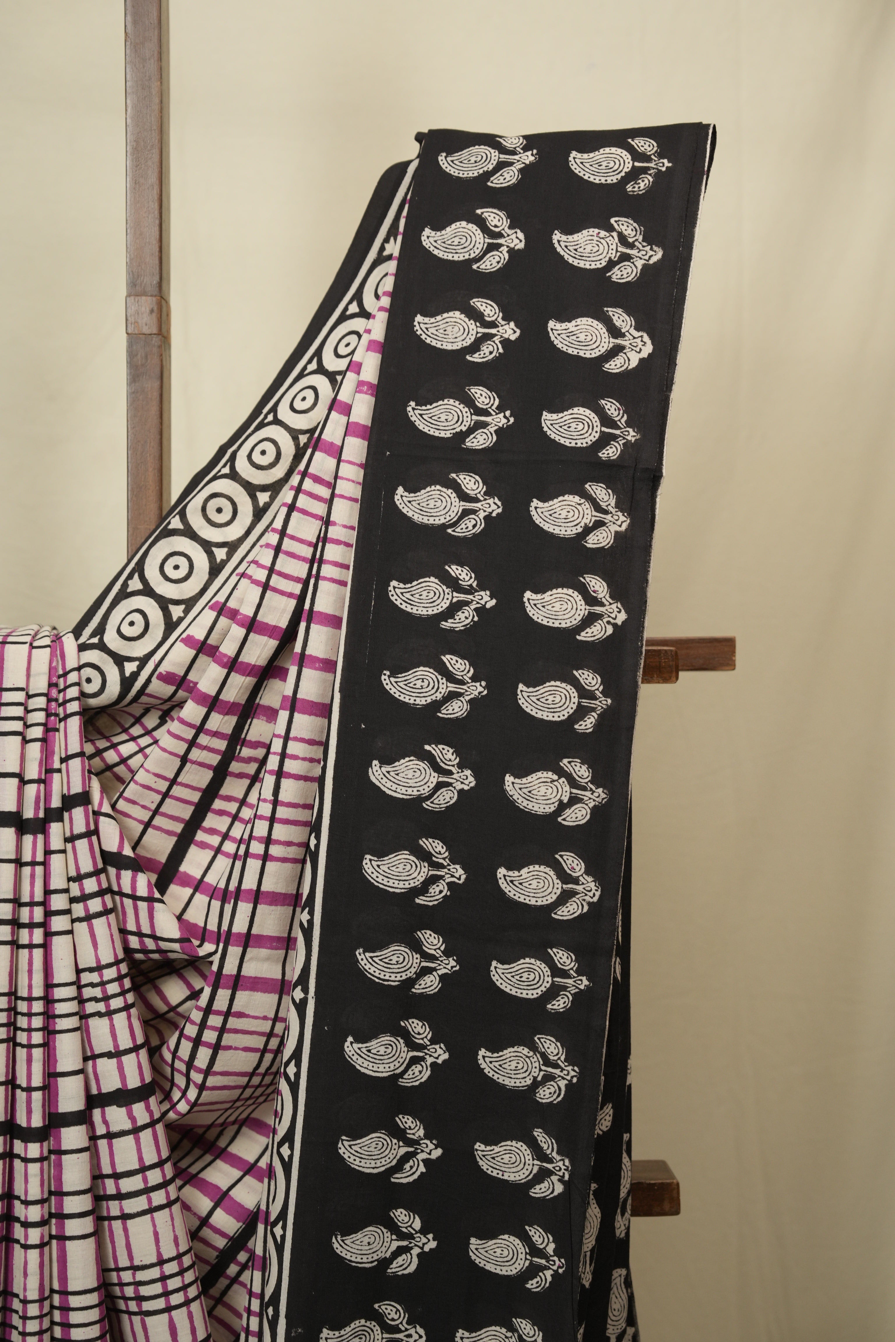 Off White HBP Cotton Saree - SROWCS3442