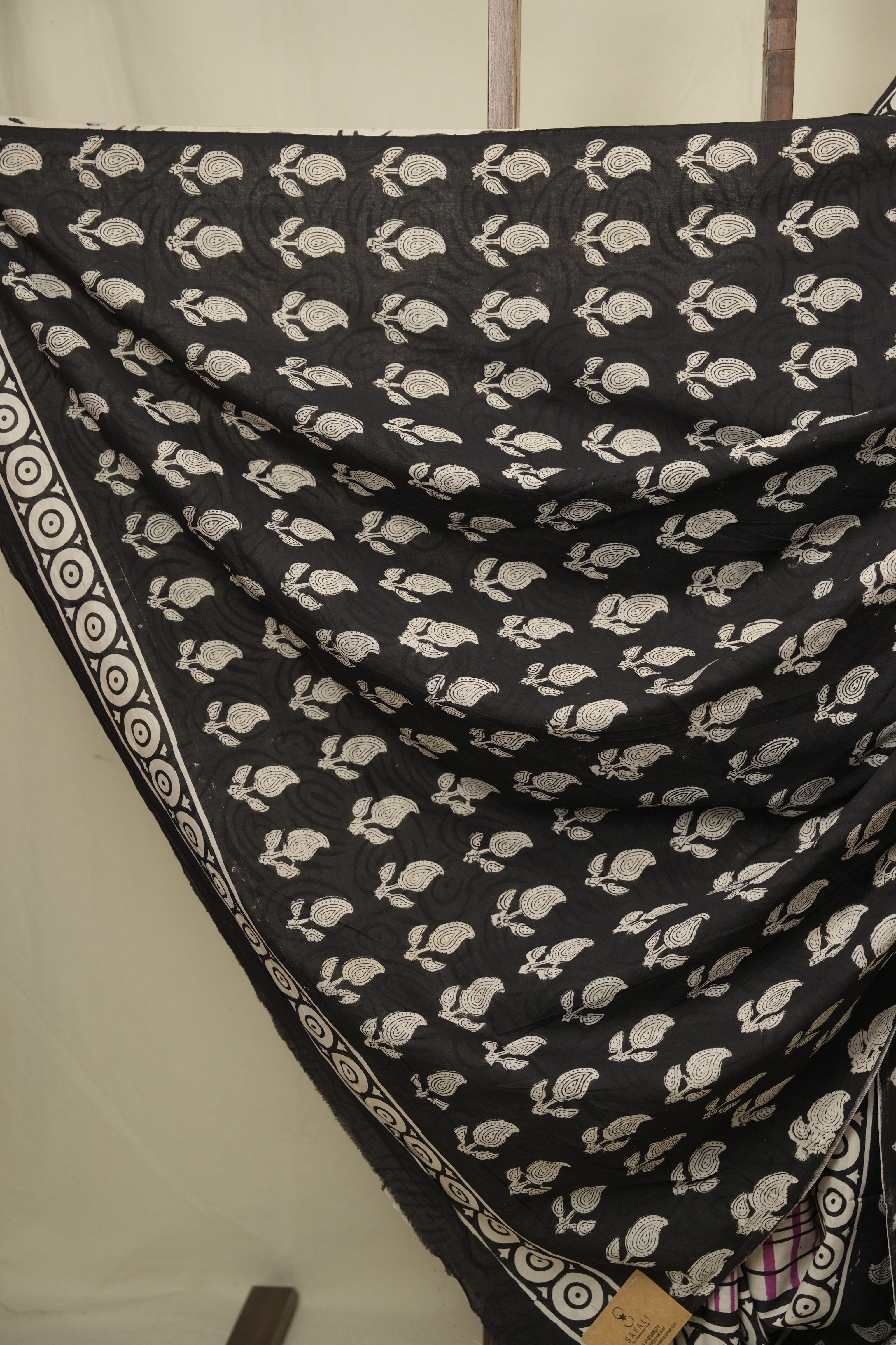 Off White HBP Cotton Saree - SROWCS3442
