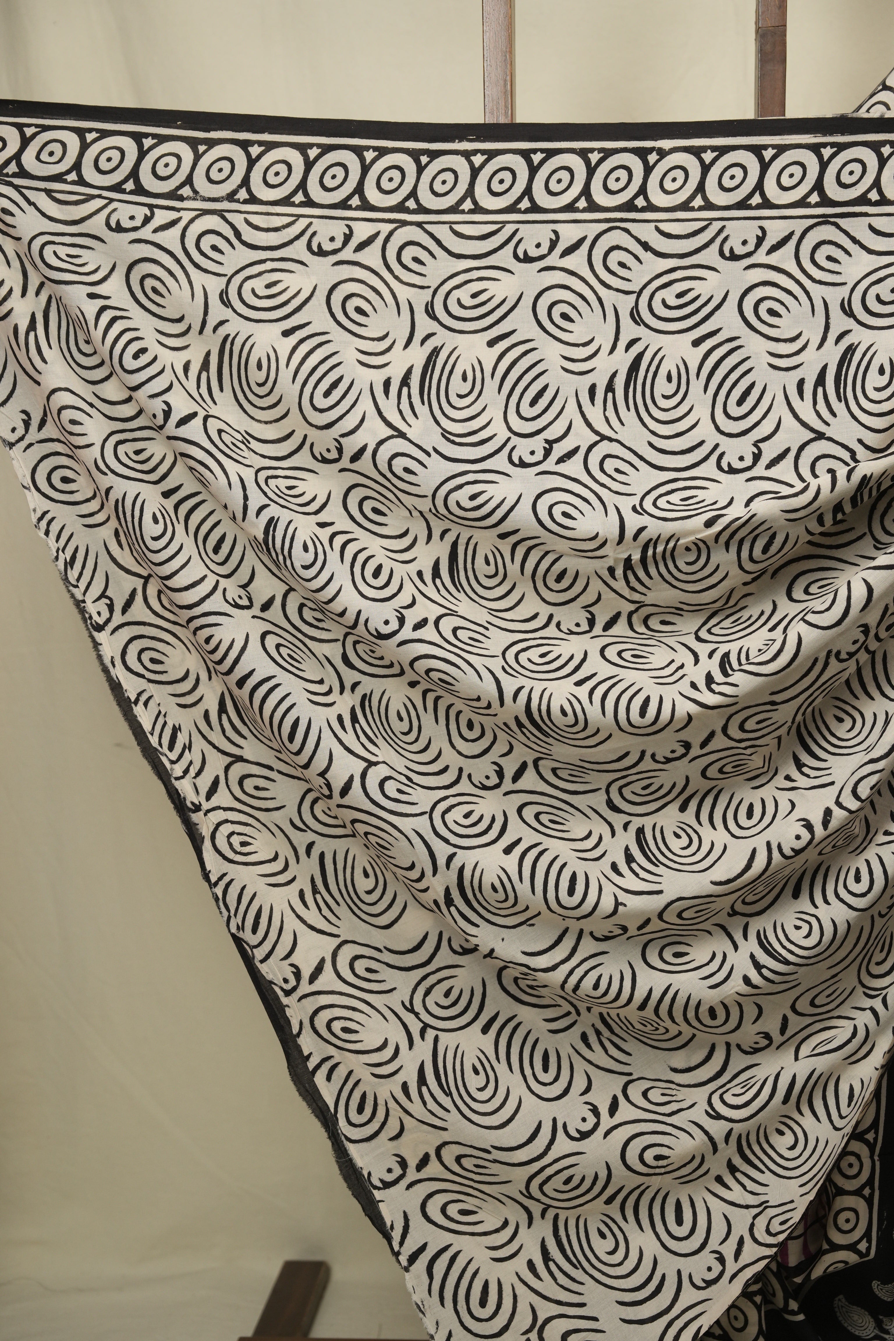 Off White HBP Cotton Saree - SROWCS3442