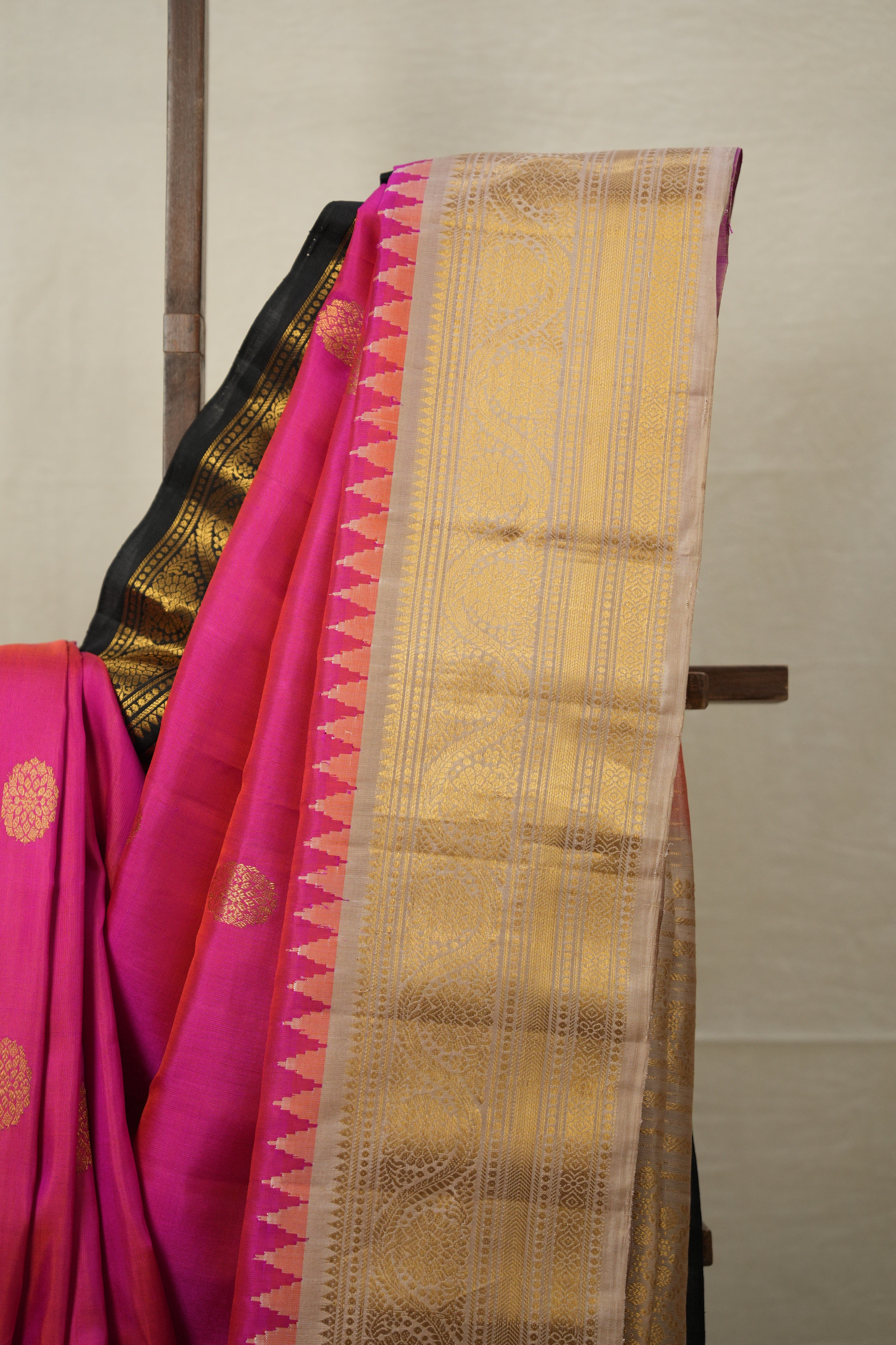 Rani Pink Gadwal Silk Saree - SRRPGSS582
