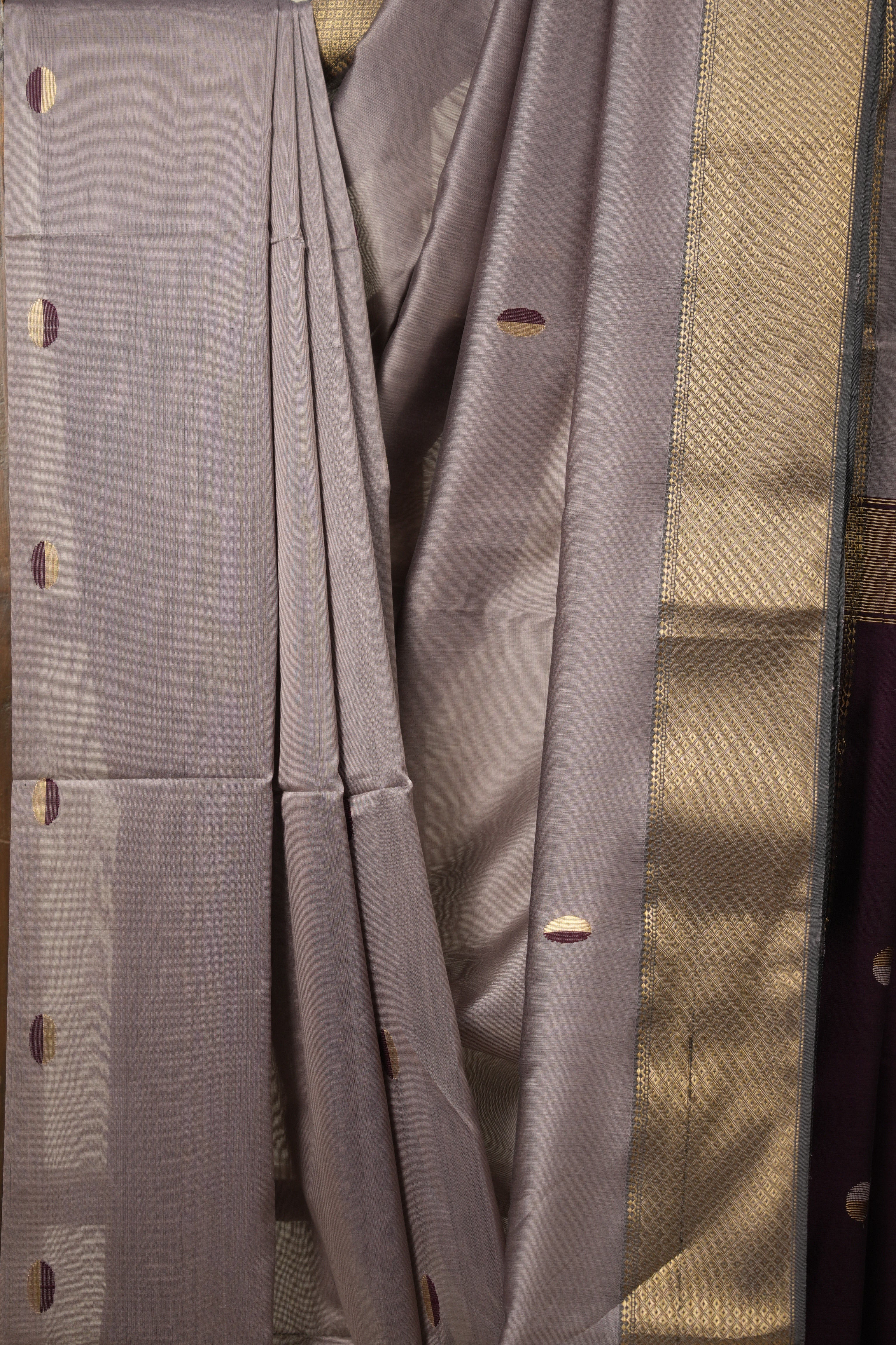 Dusty Mauve Maheshwari Saree - SRDMMS878