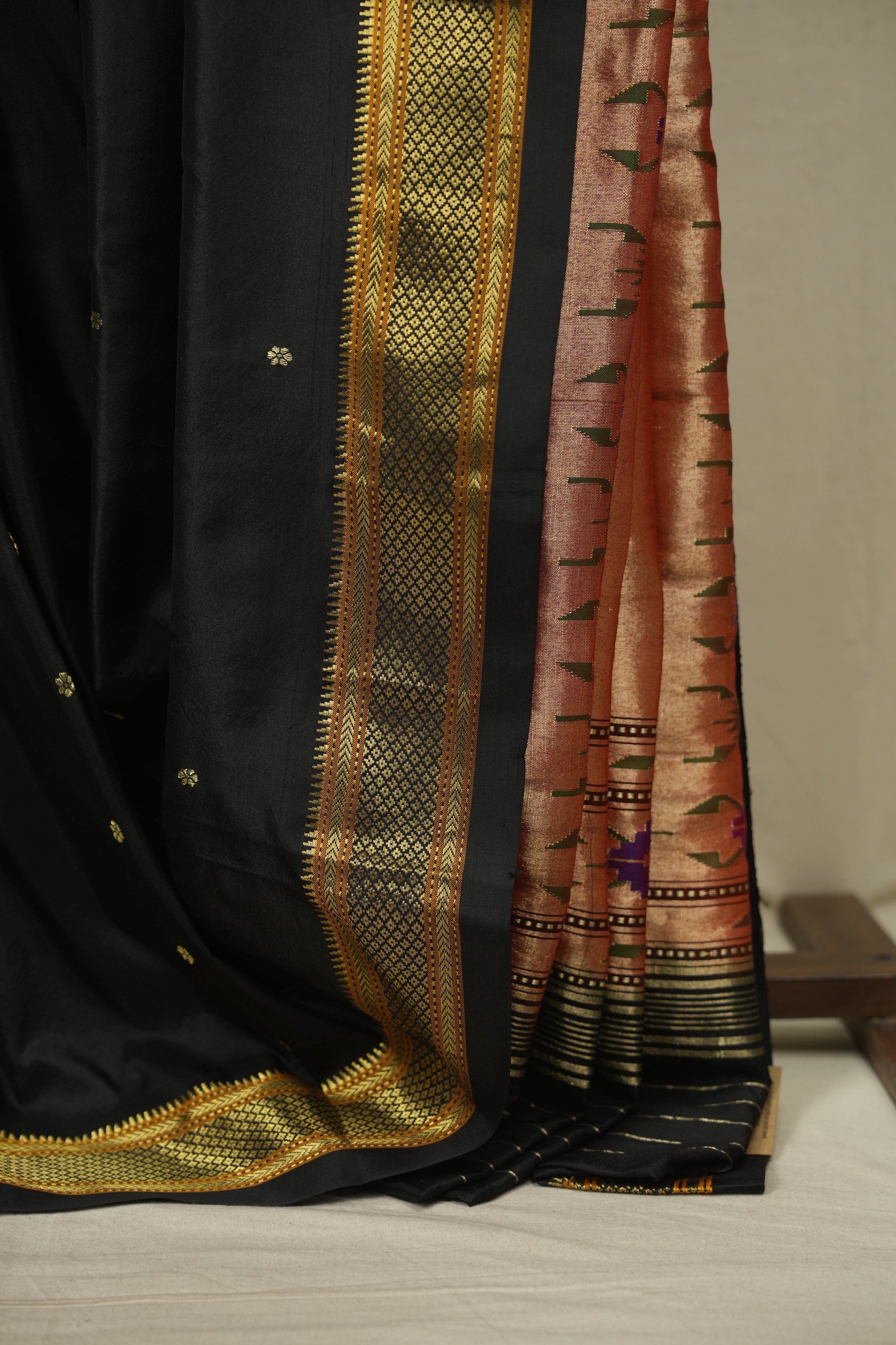 Black Silk Paithani Saree - SRBSPS814