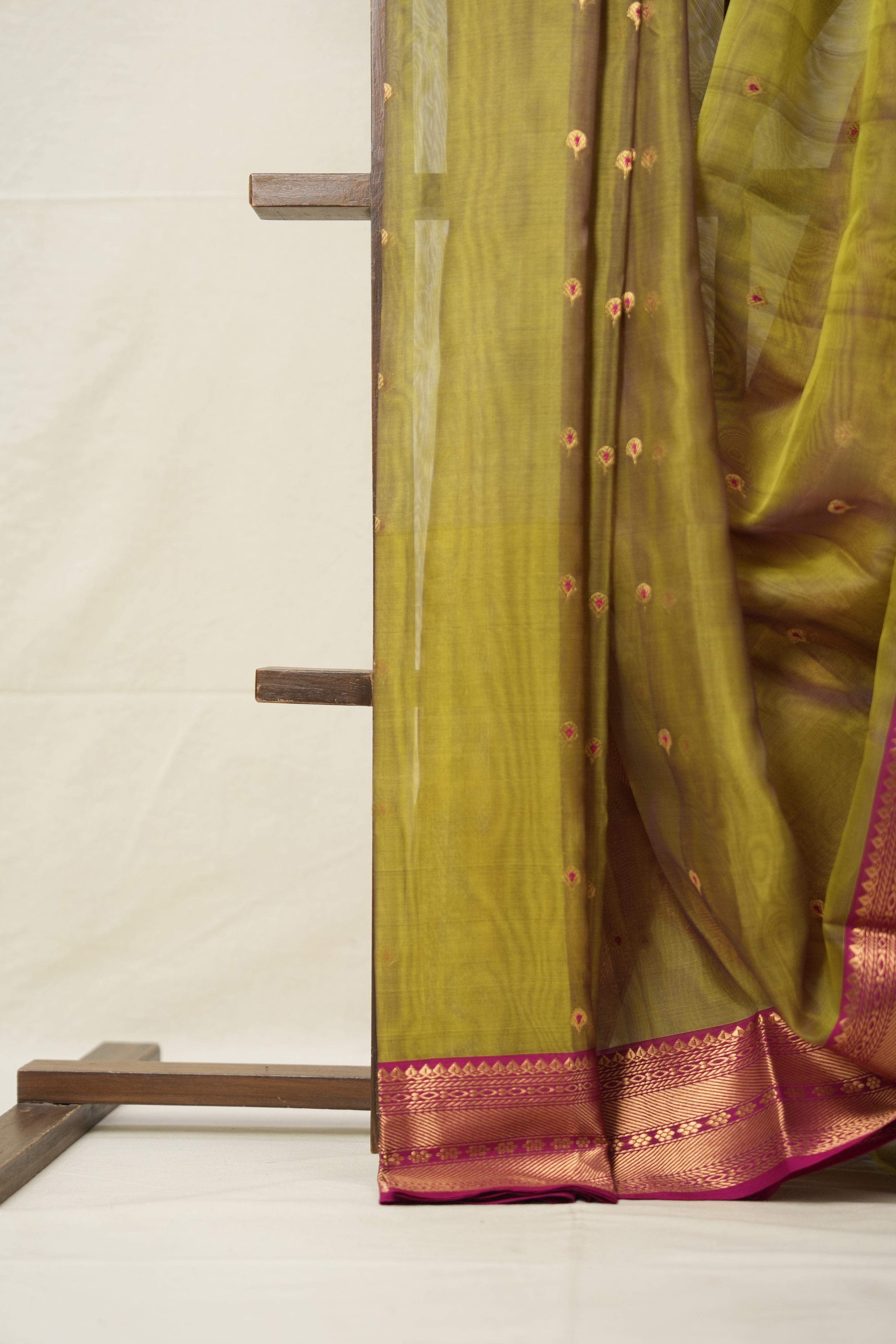 Dual Tone Olive Green Chanderi Silk Saree - SRDTOGPCSS503