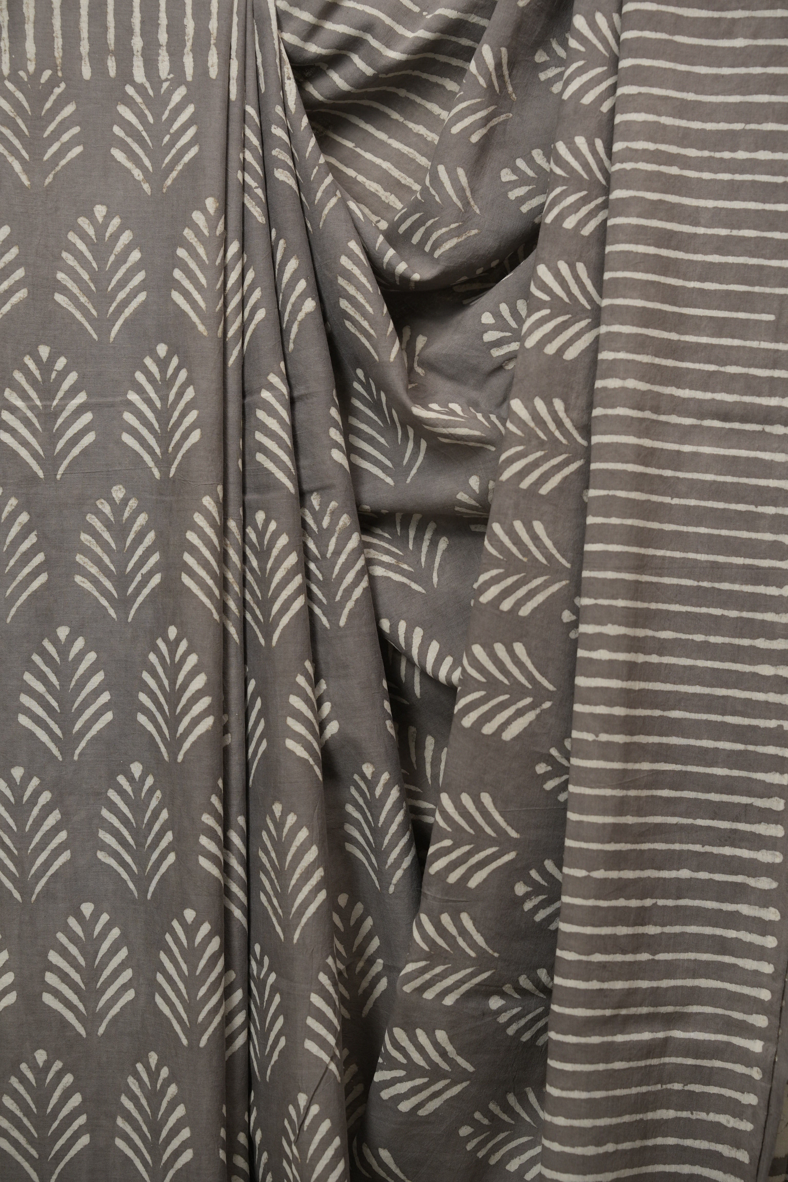 Grey HBP Cotton Saree - SRGCS3441