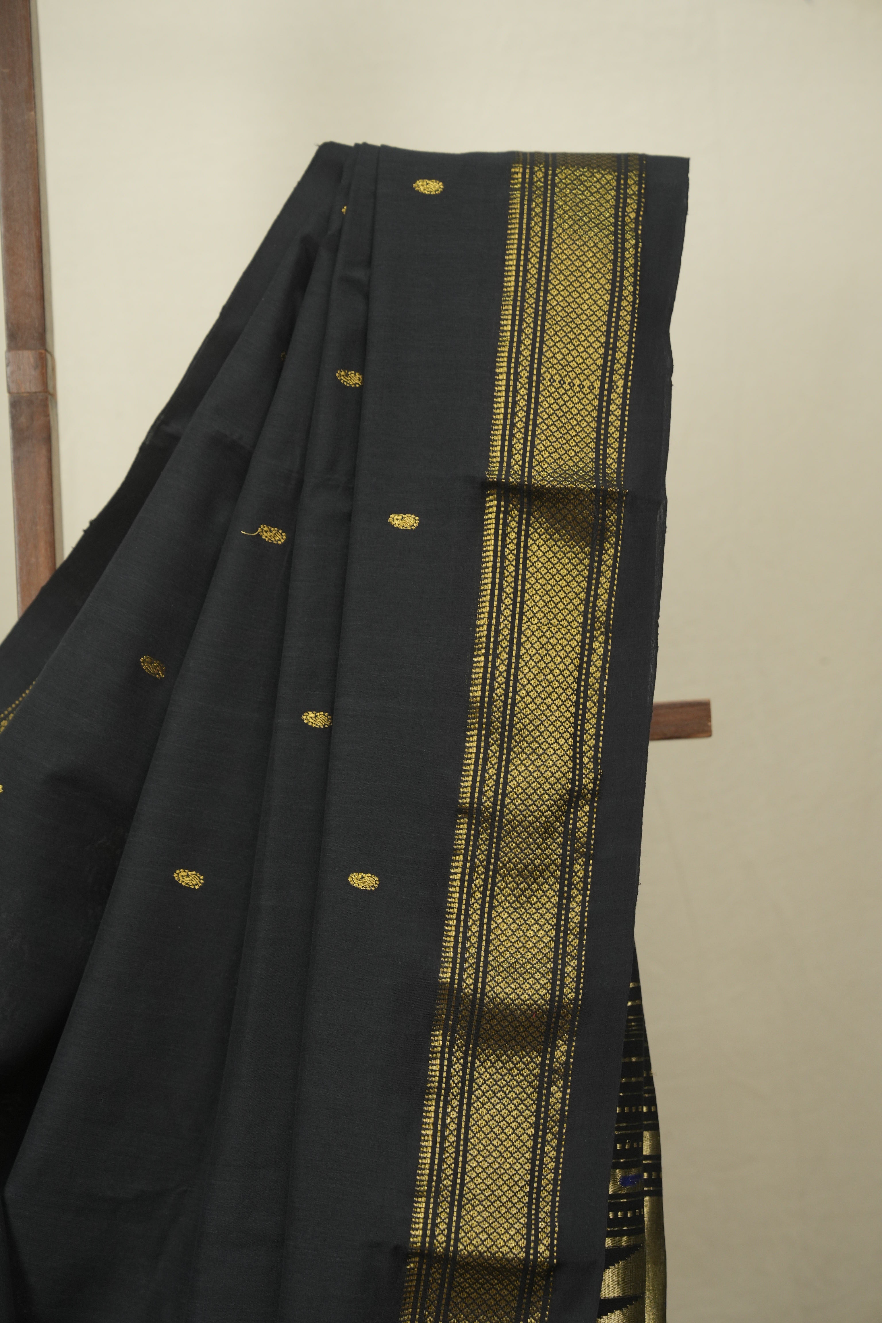 Black Cotton Paithani Saree - SRBCPS828