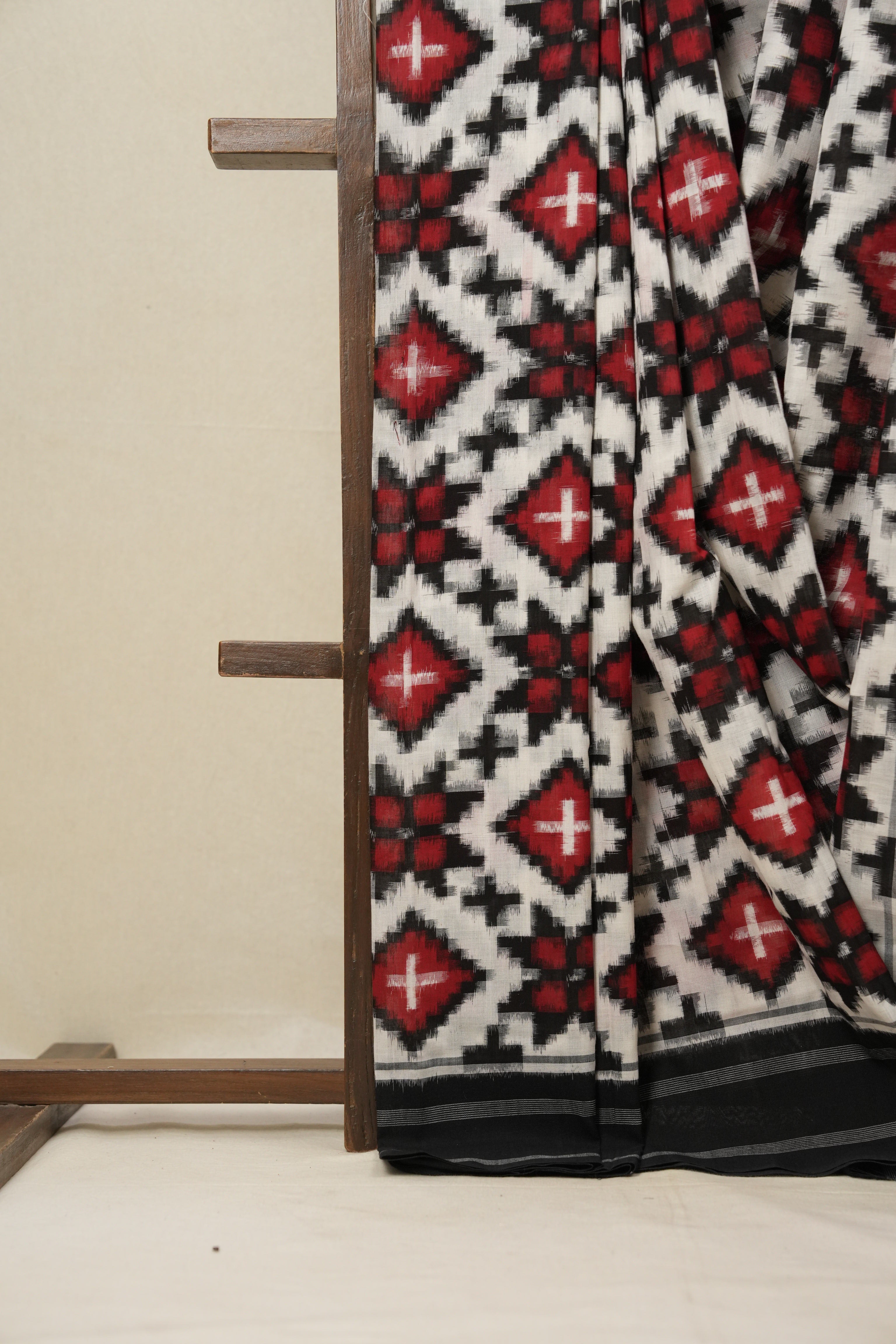 Multi Colour Pochampalli Cotton Ikat Saree - SRMCPCIS550