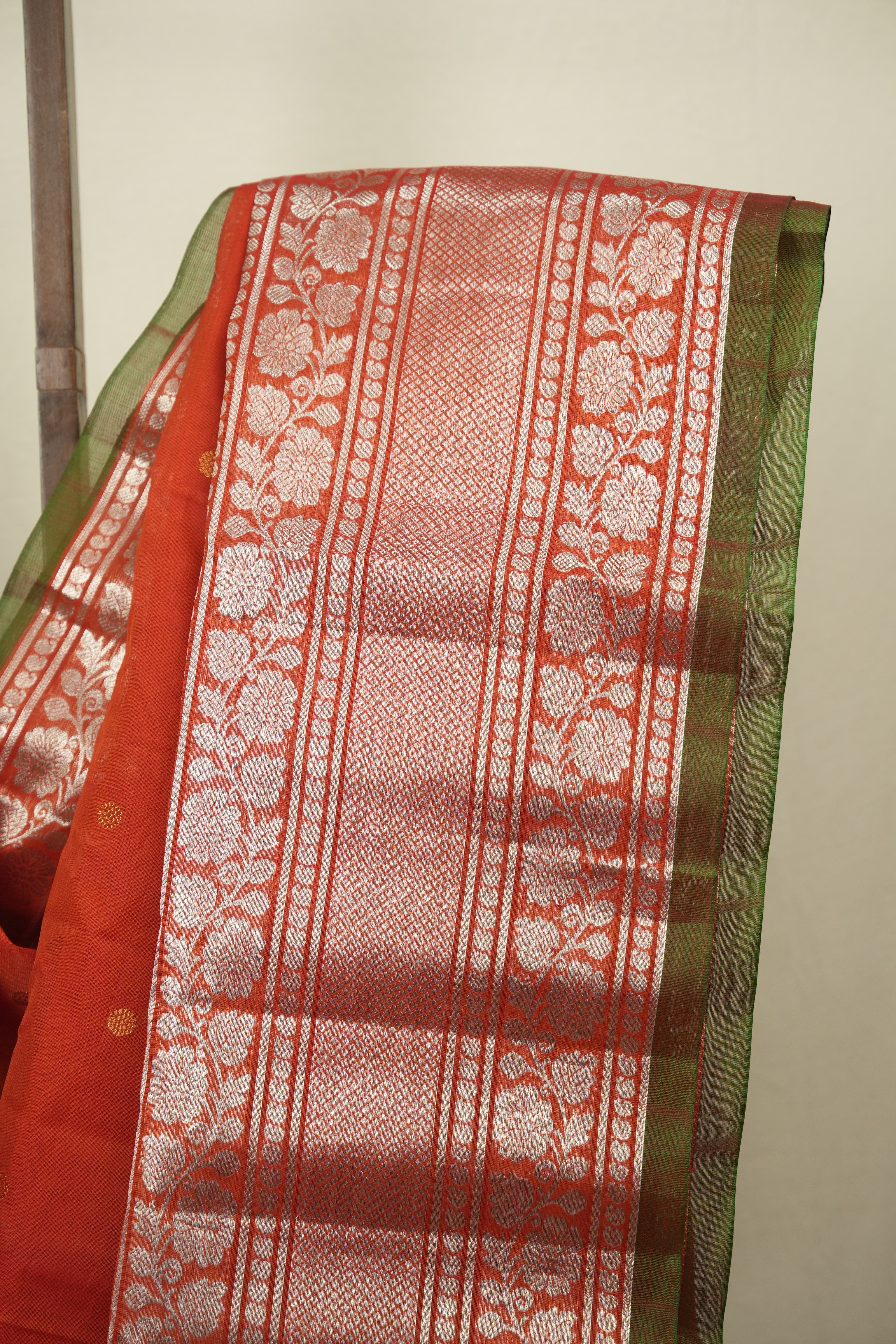 Red Gadwal Cotton Silk Saree - SRRGCSS210