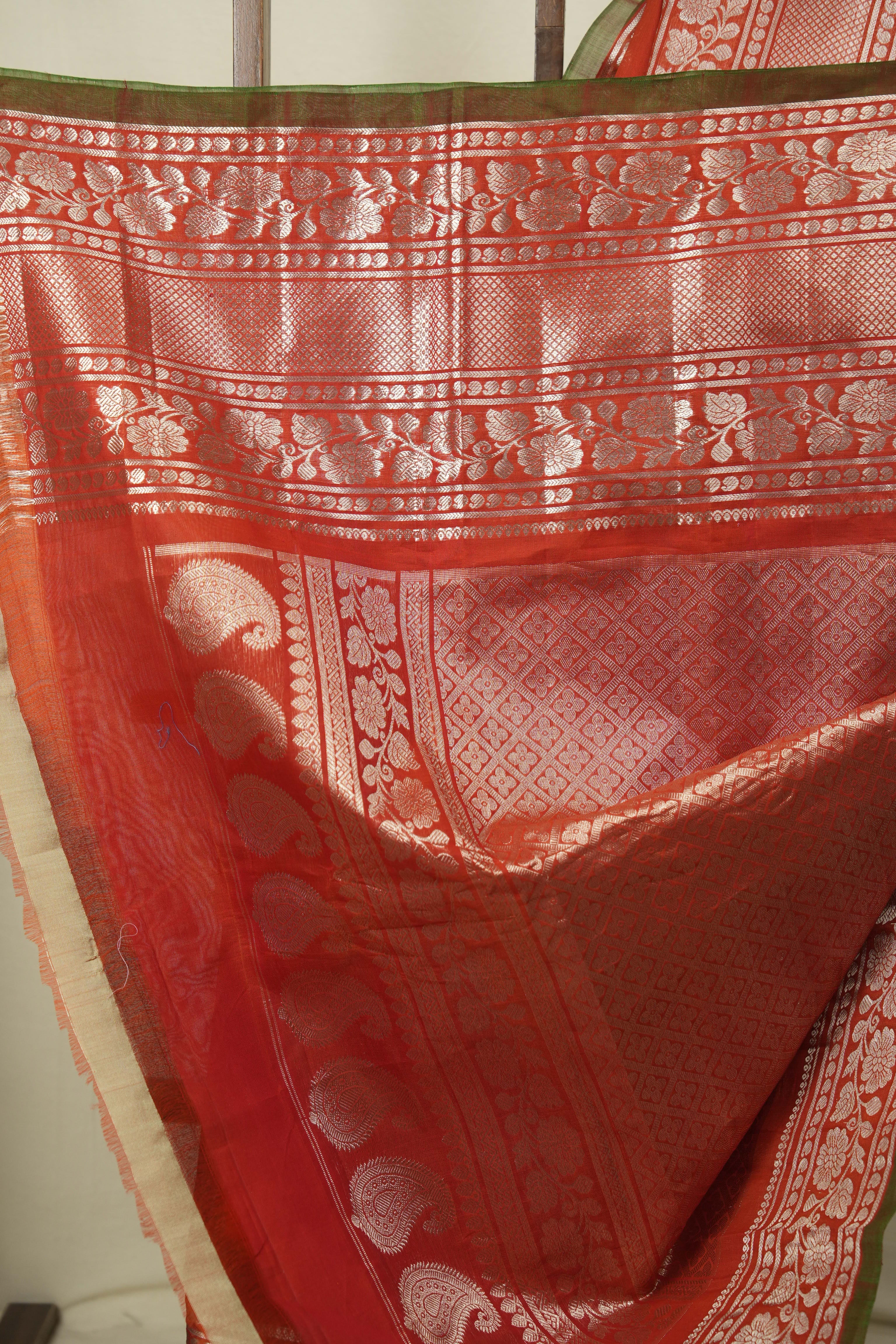 Red Gadwal Cotton Silk Saree - SRRGCSS210