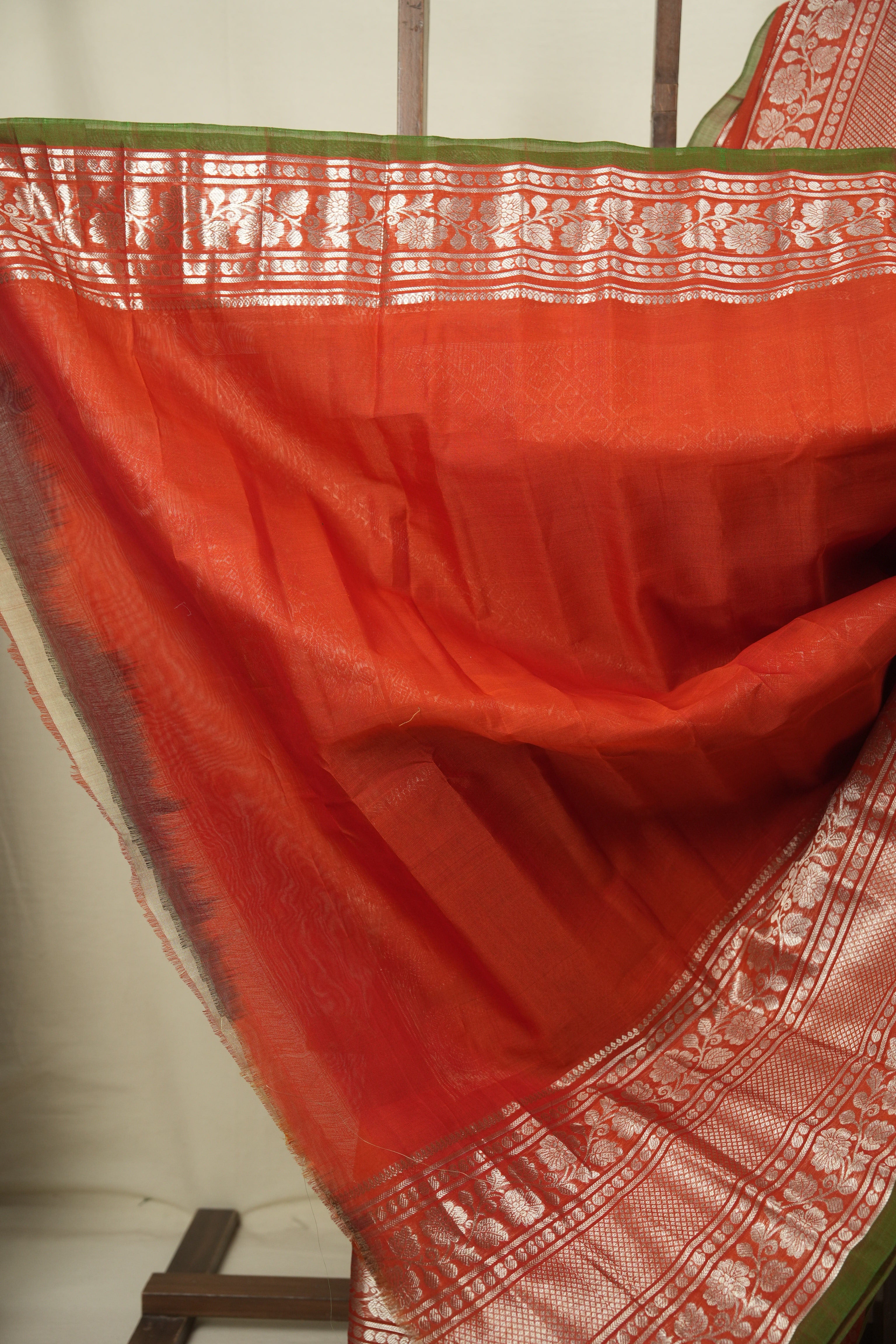 Red Gadwal Cotton Silk Saree - SRRGCSS210