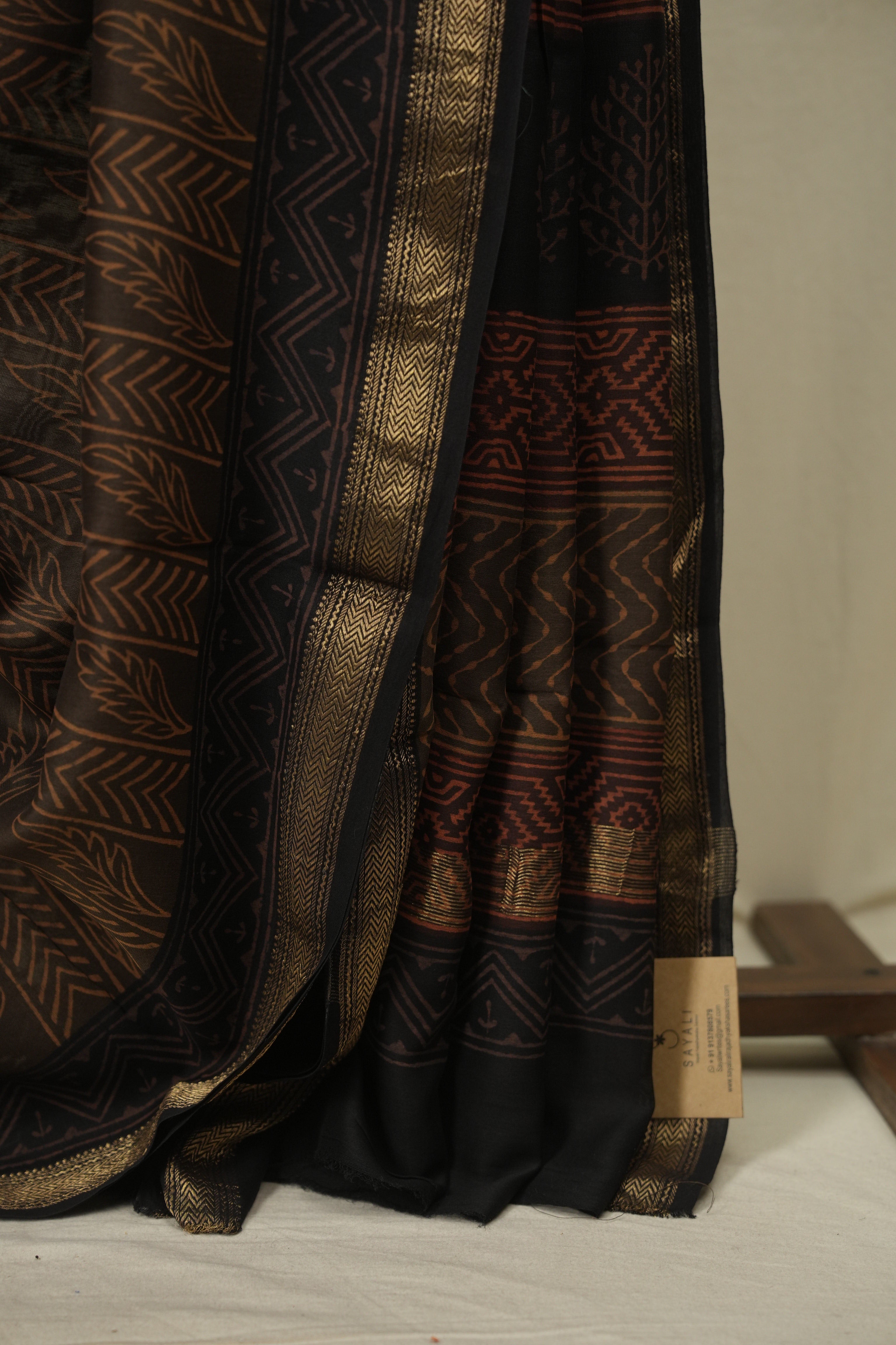 Brown HBP Cotton Silk Saree With Maheshwari Border - SRBCSS1797