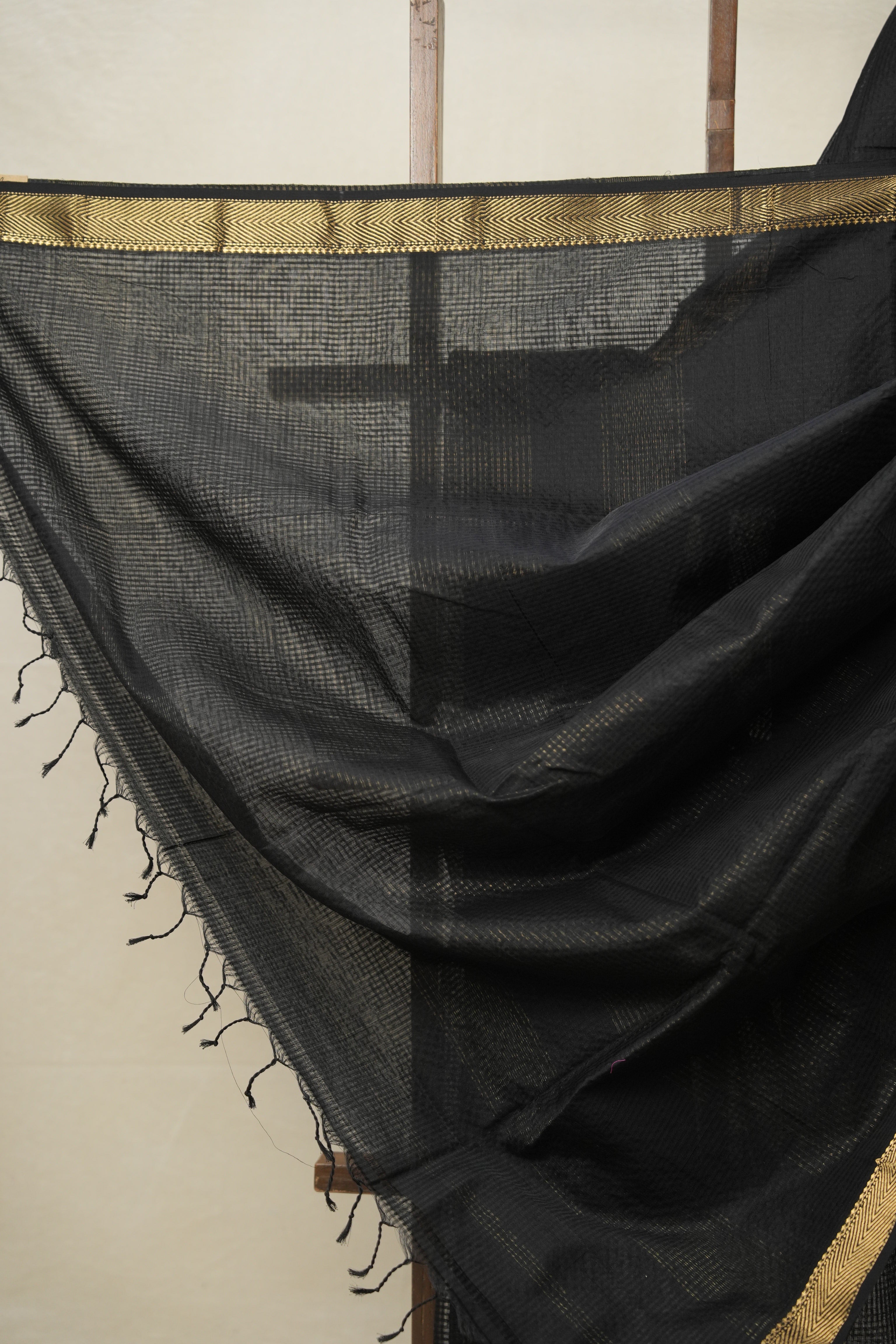Black Maheshwari Saree - SRBMS933