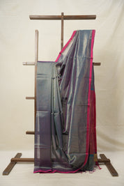 Two Tone Peacock Green Maheshwari Saree - SRTTPGMS934