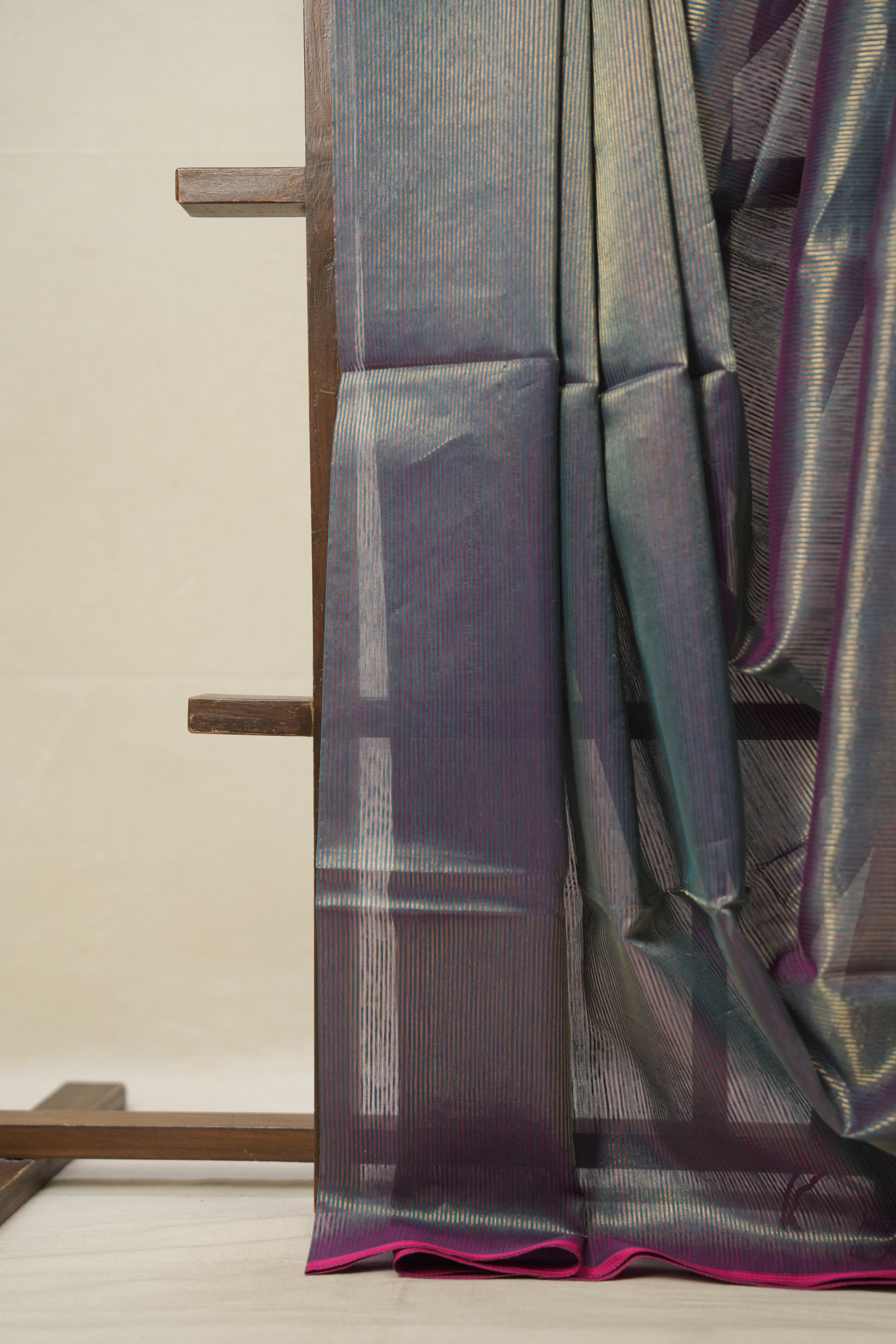 Two Tone Peacock Green Maheshwari Saree - SRTTPGMS934