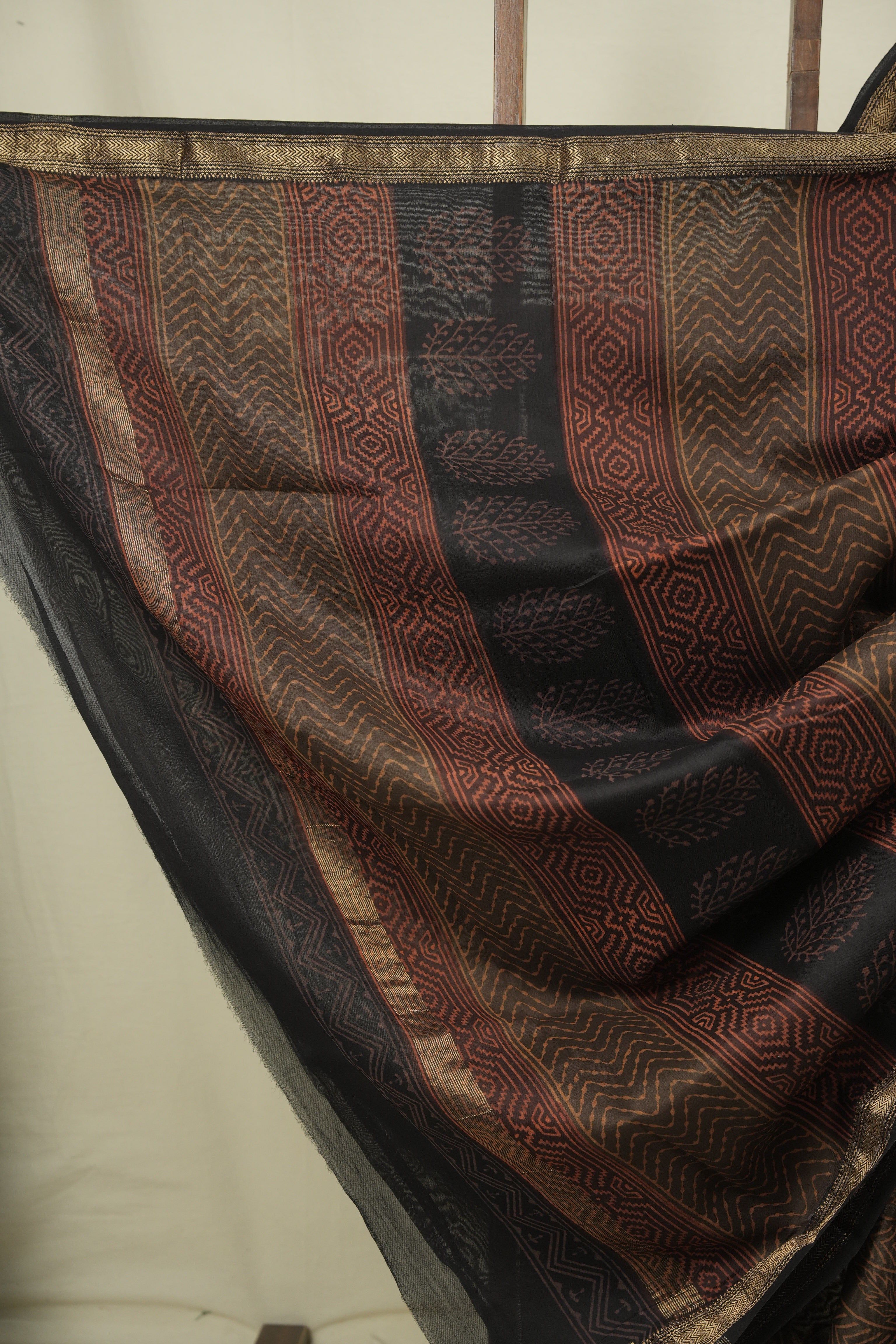 Brown HBP Cotton Silk Saree With Maheshwari Border - SRBCSS1797