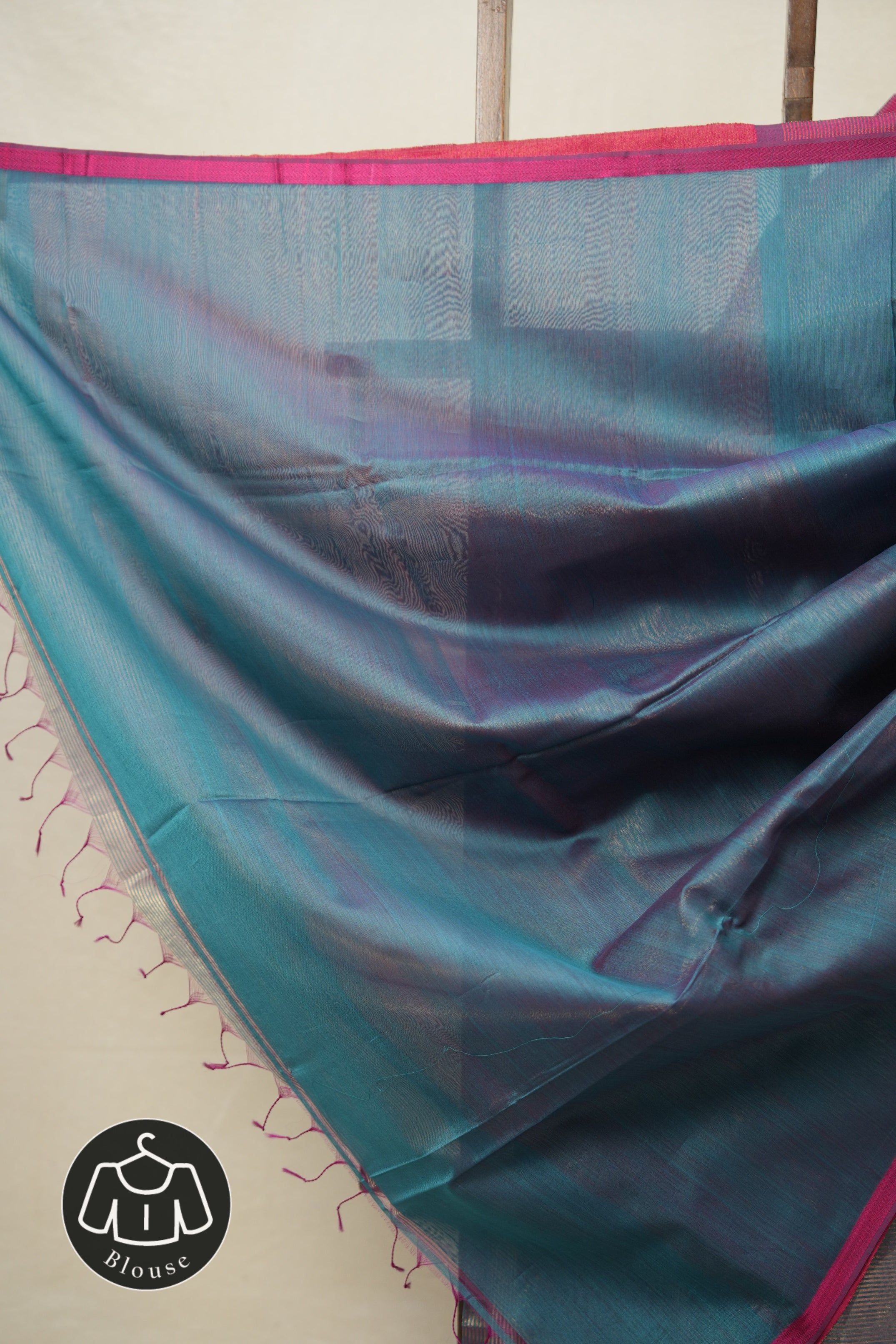 Two Tone Peacock Green Maheshwari Saree - SRTTPGMS934