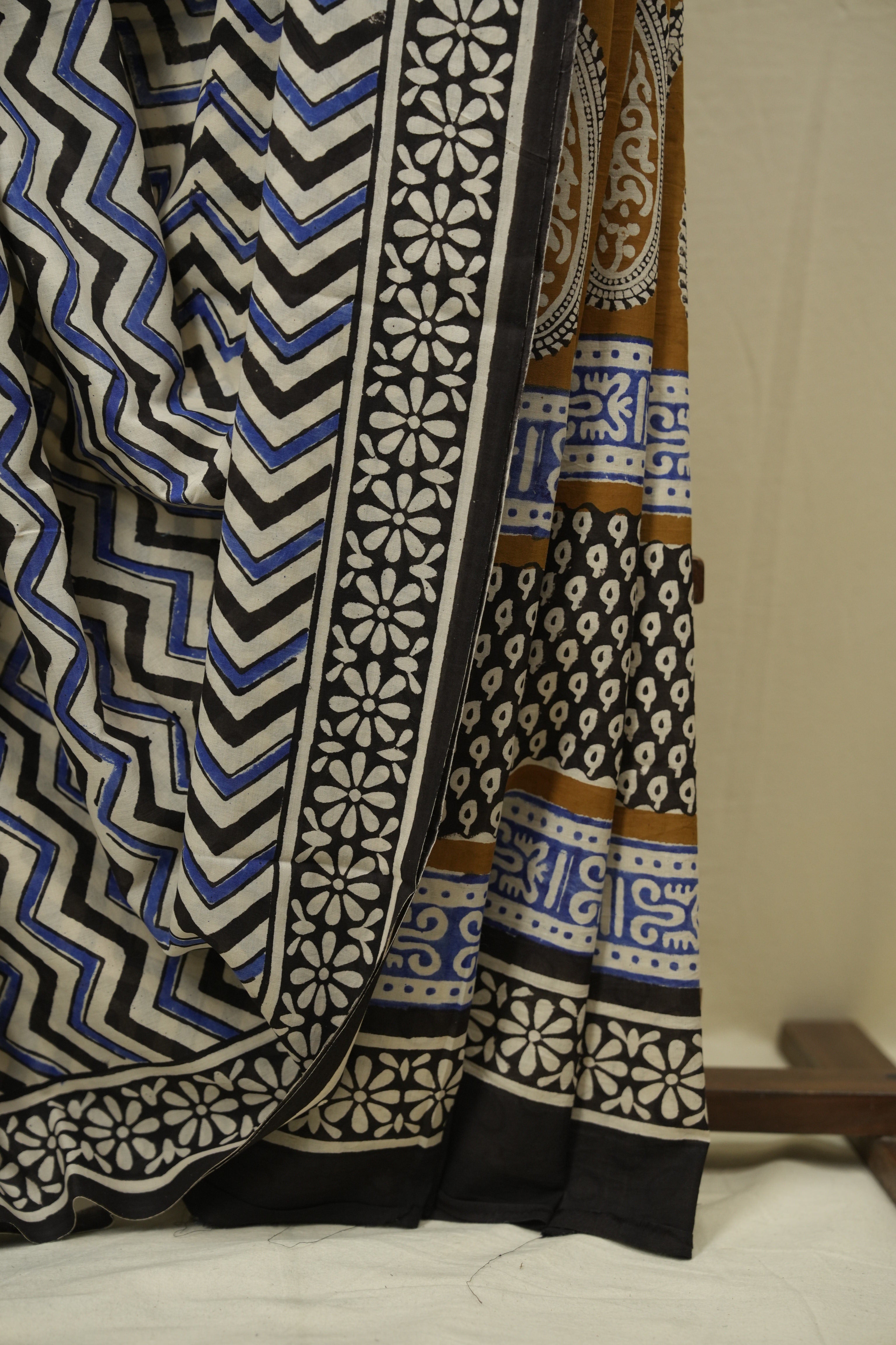 White HBP Cotton Saree - SRWCS3397