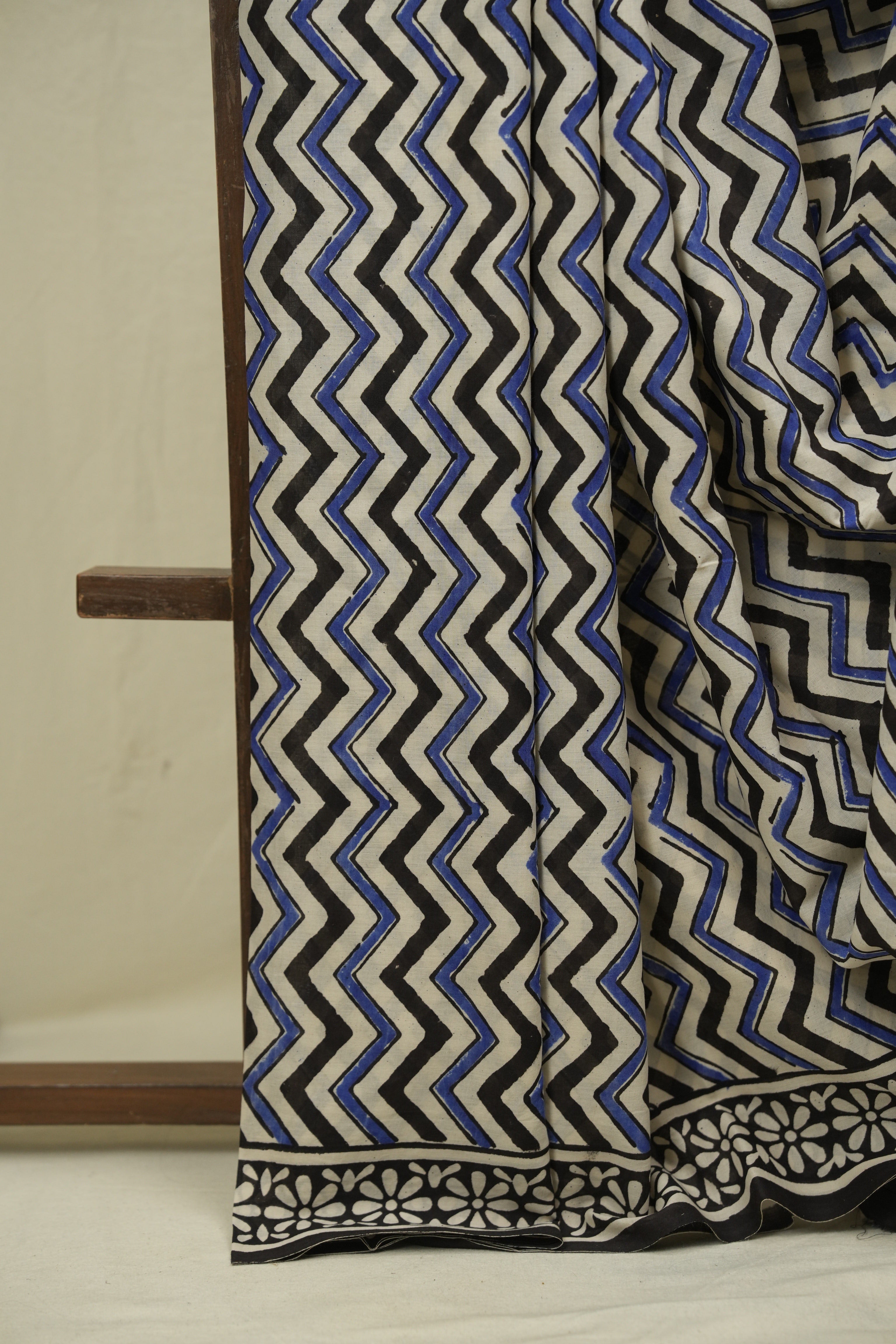 White HBP Cotton Saree - SRWCS3397