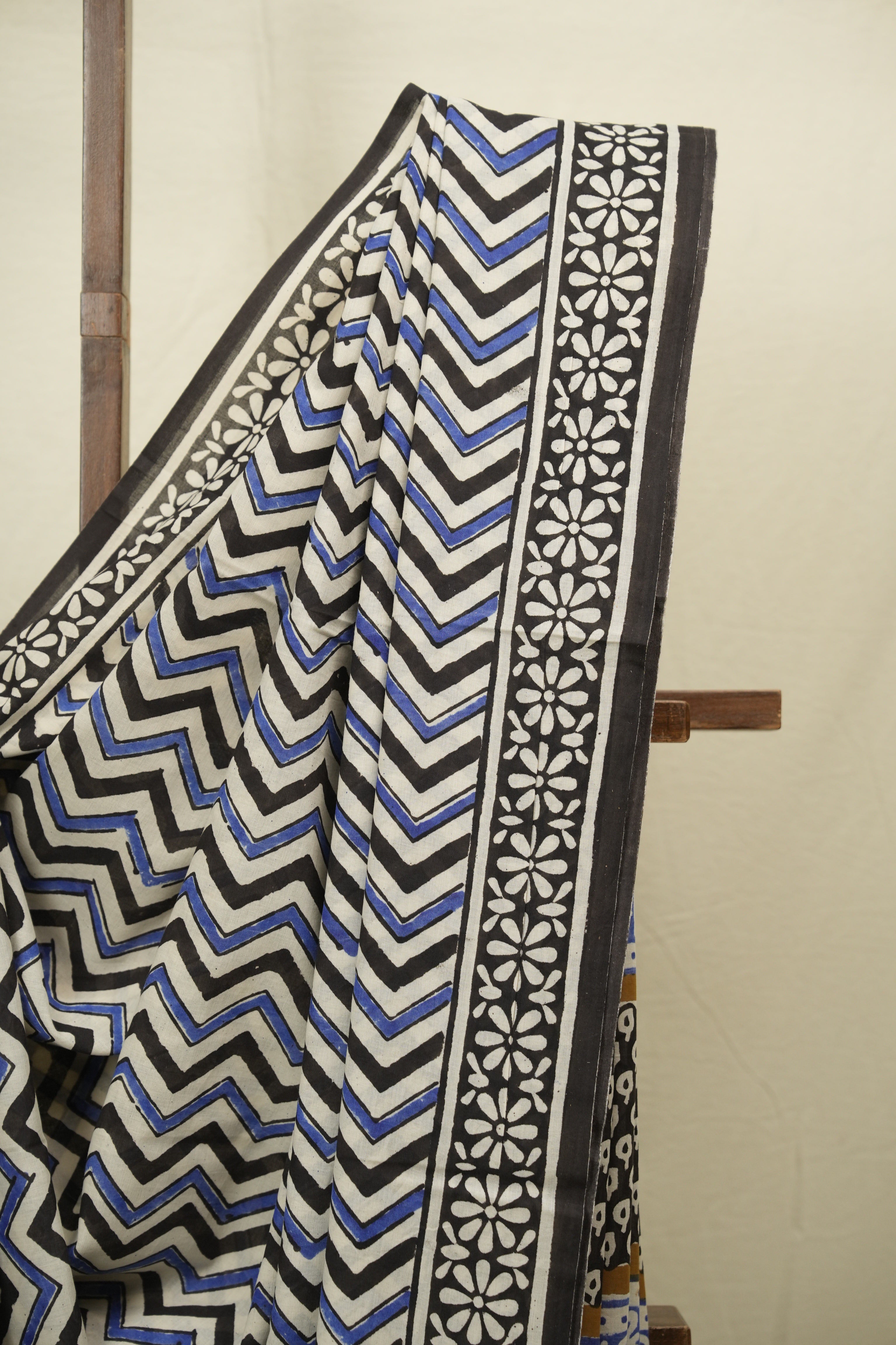 White HBP Cotton Saree - SRWCS3397