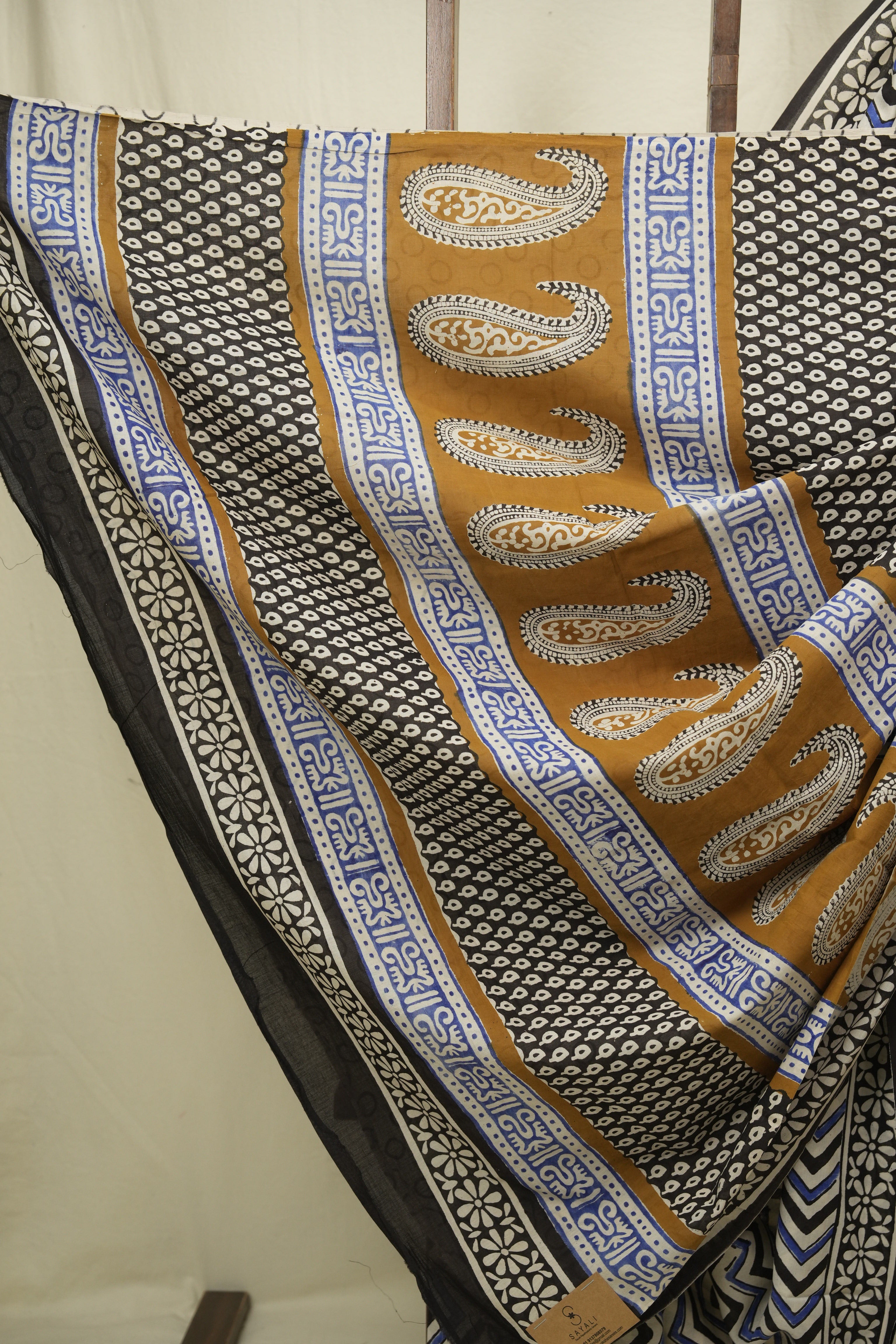 White HBP Cotton Saree - SRWCS3397