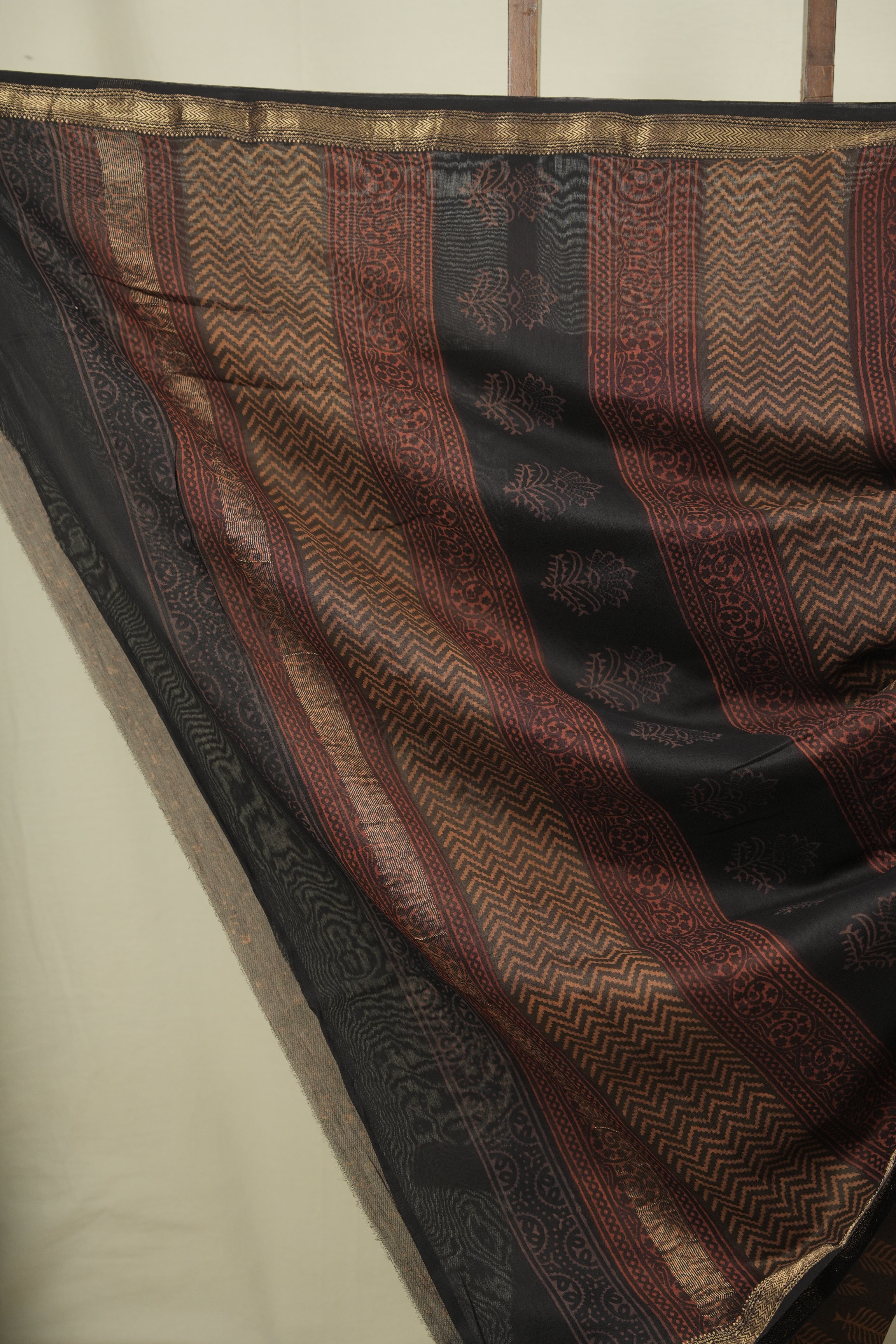 Brown HBP Cotton Silk Saree With Maheshwari Border - SRBCSS1802