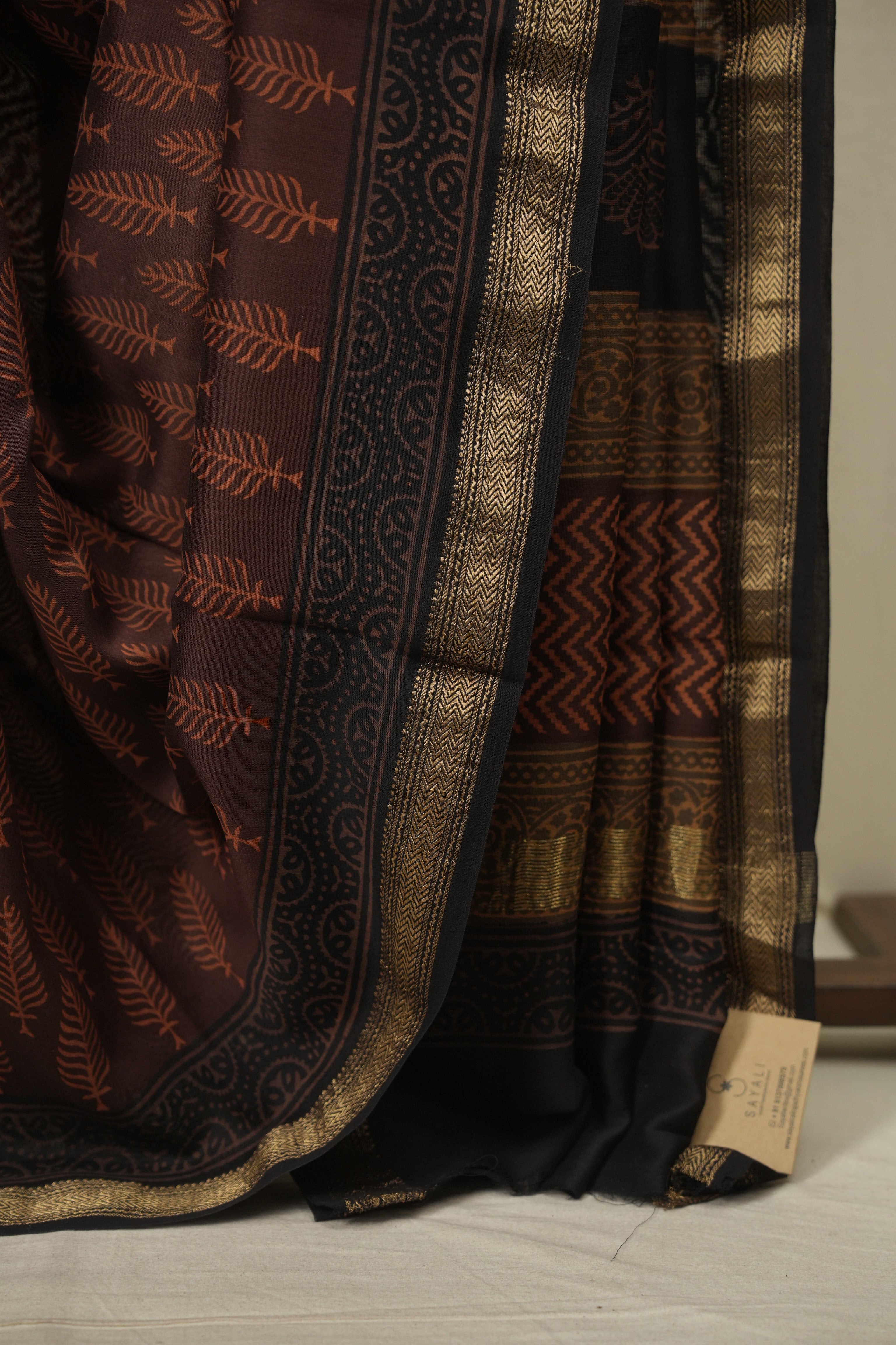 Brown HBP Cotton Silk Saree With Maheshwari Border - SRBCSS1796