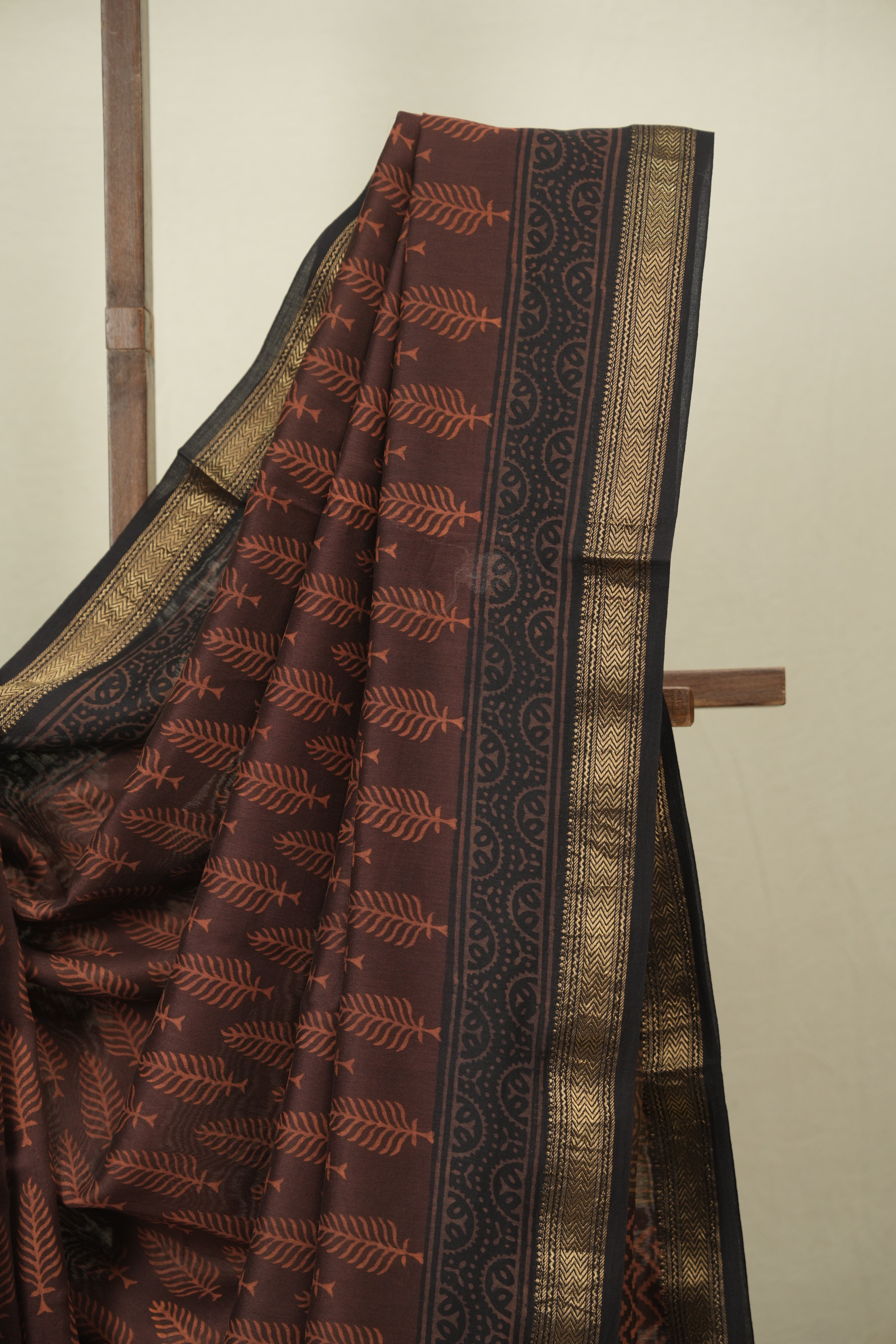 Brown HBP Cotton Silk Saree With Maheshwari Border - SRBCSS1796