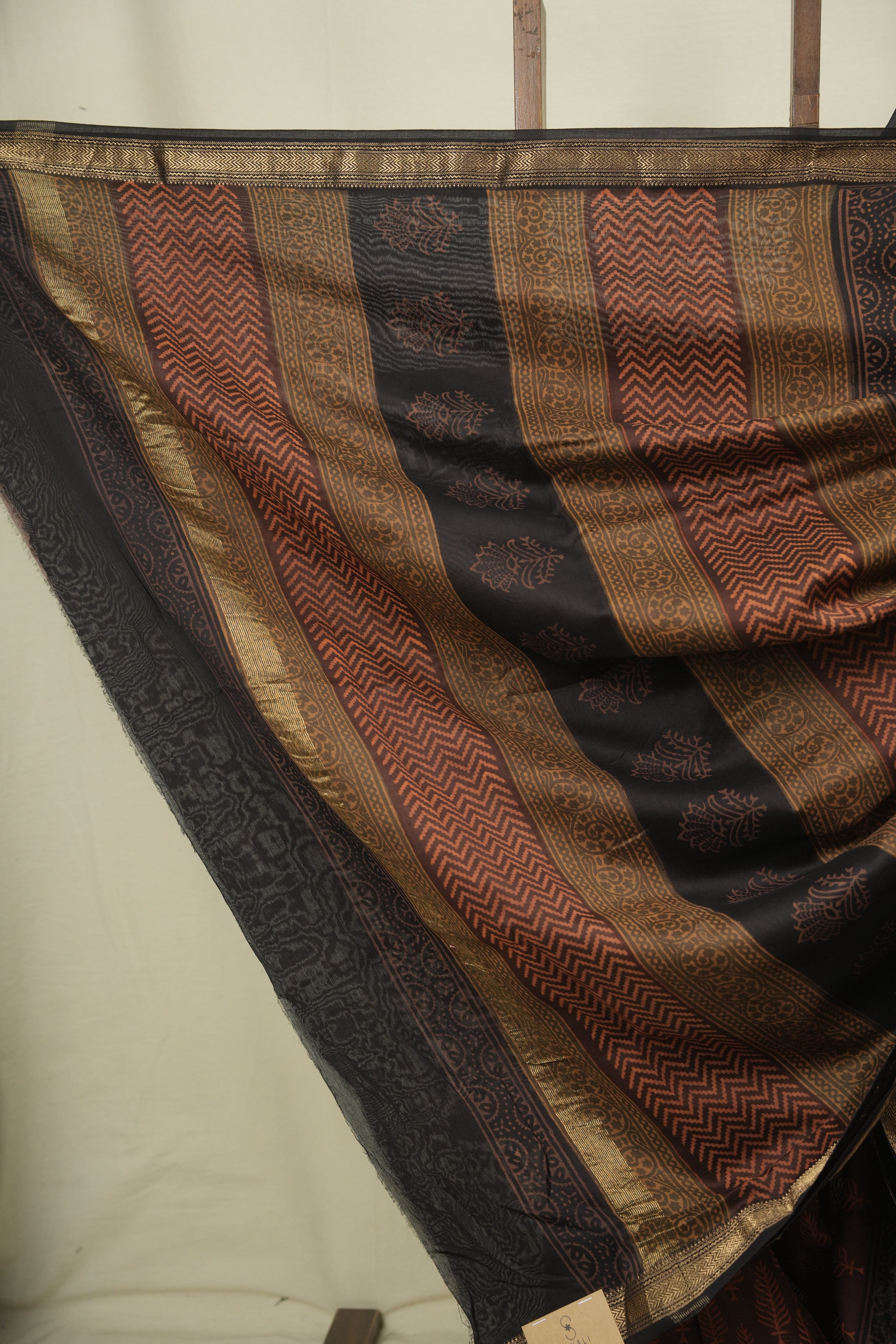 Brown HBP Cotton Silk Saree With Maheshwari Border - SRBCSS1796